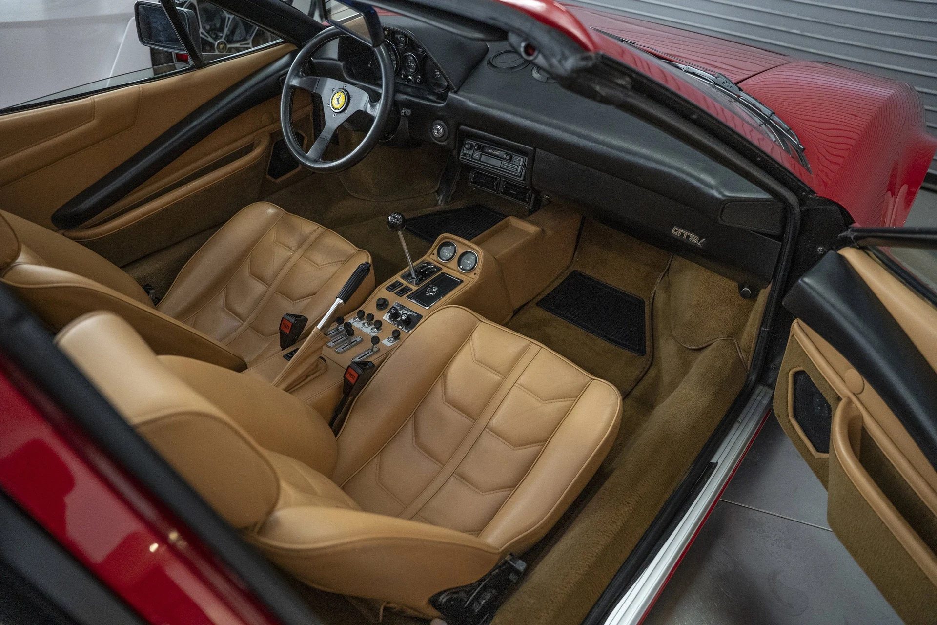 mph031_906987839_a79fbb9bb1634166bf60d7e2f6413115_59fb030625