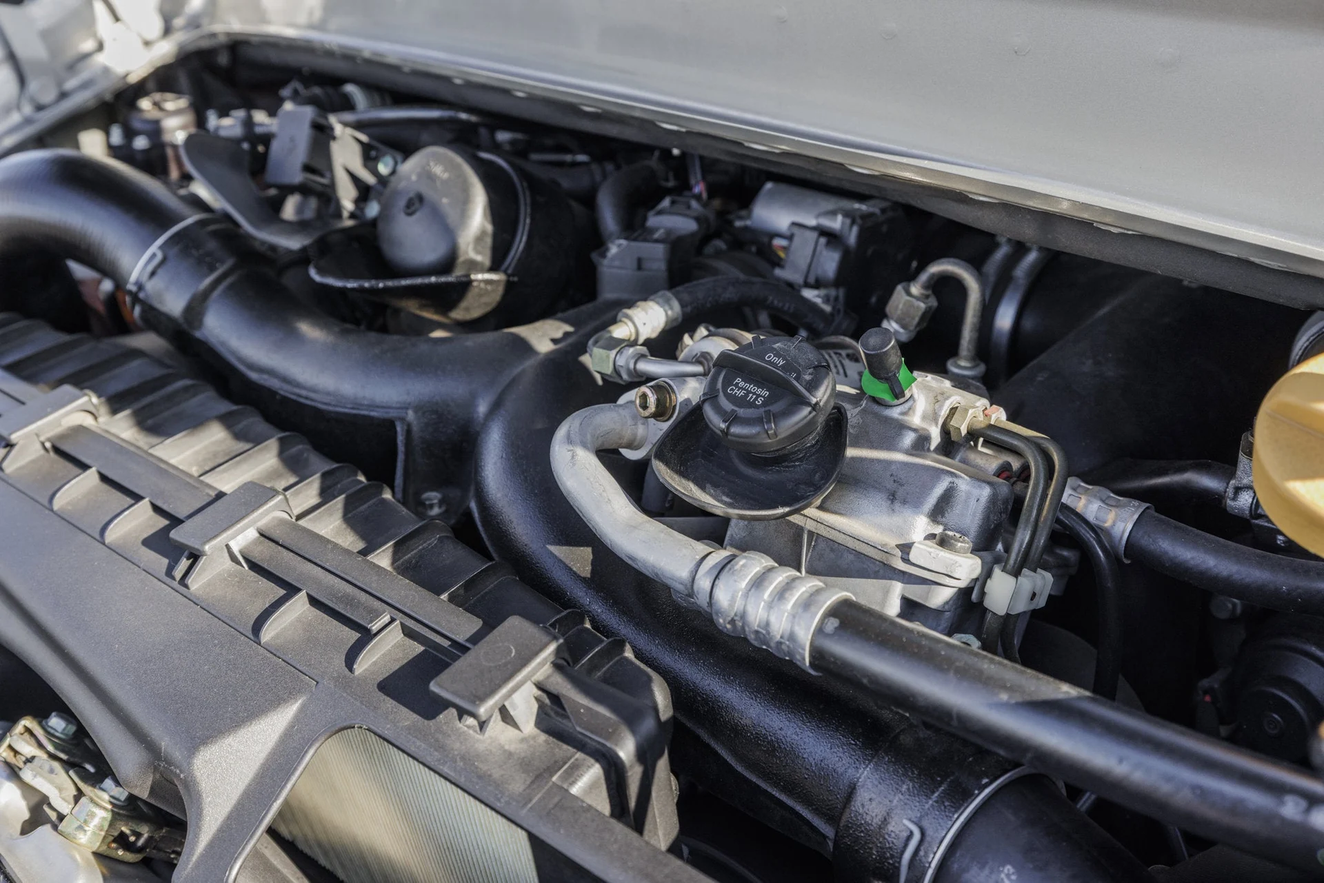 mph031_90763657_32_c97fea8086