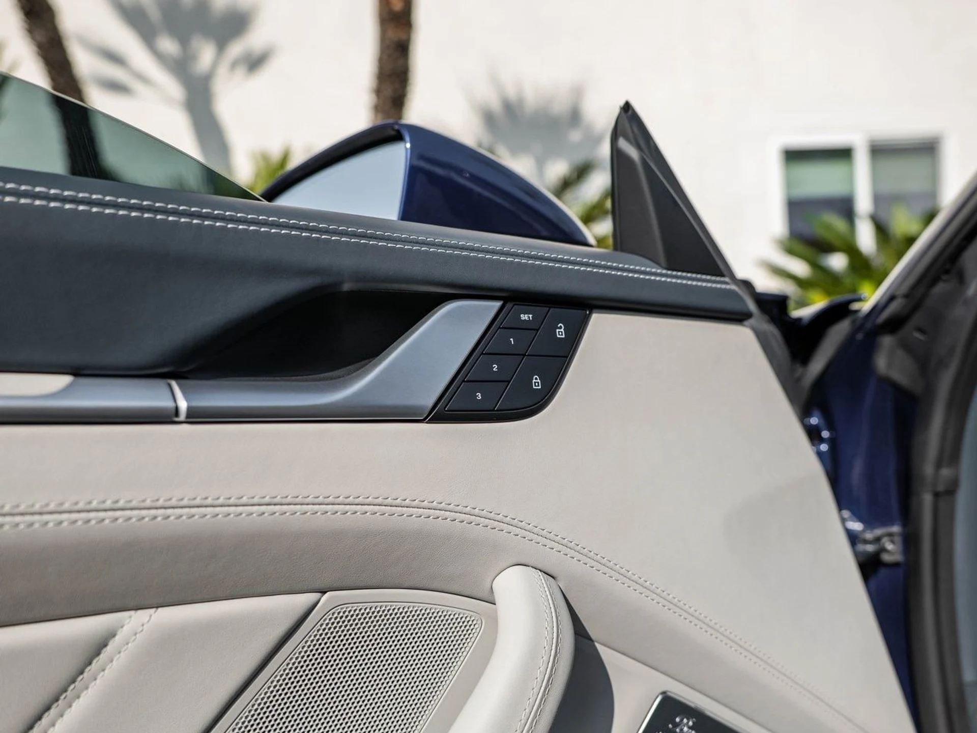 mph031_907862757_b221cb8918e7f0c5314672238f4040fbx_53b7dc4aa9