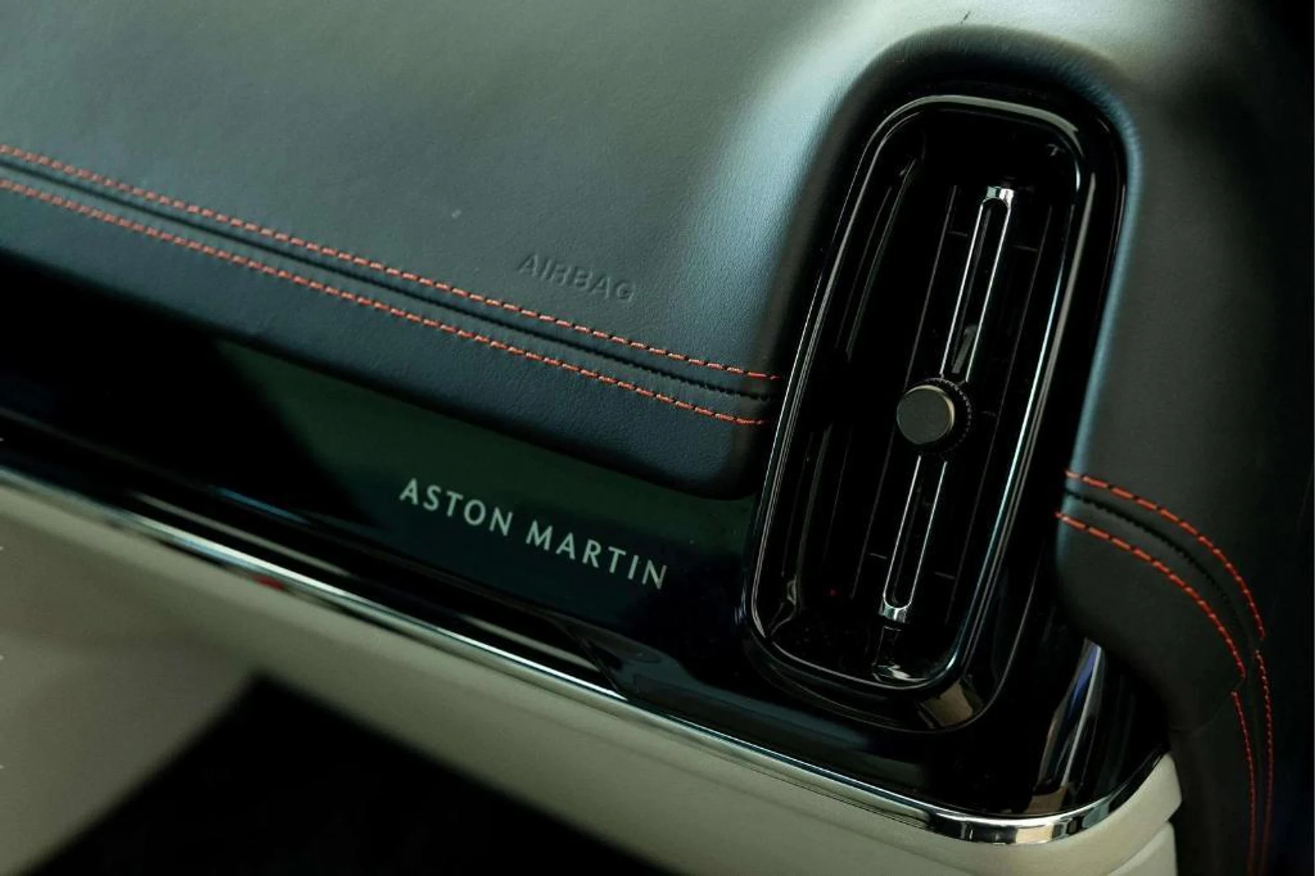 mph031_909874576_0g_HN_4_LH_10_5_W_Ht_Us_H8_xl_Wr_Yk0_50e3846008