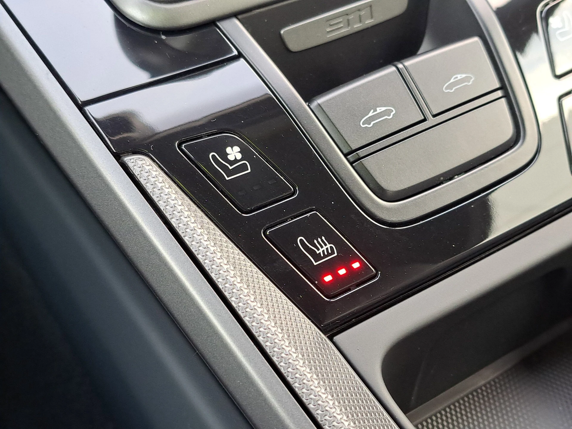 mph031_910214428_0de89376b0a98fe87def108e0d9a7248x_c951a6b4ac