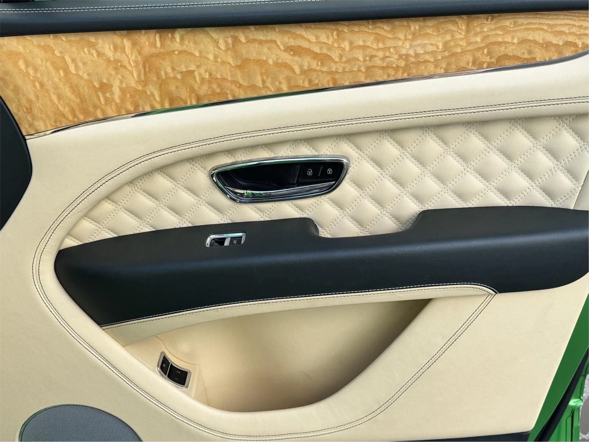 mph031_914853972_7418d04fa328782093fb9a6cae382314_b78c55a946