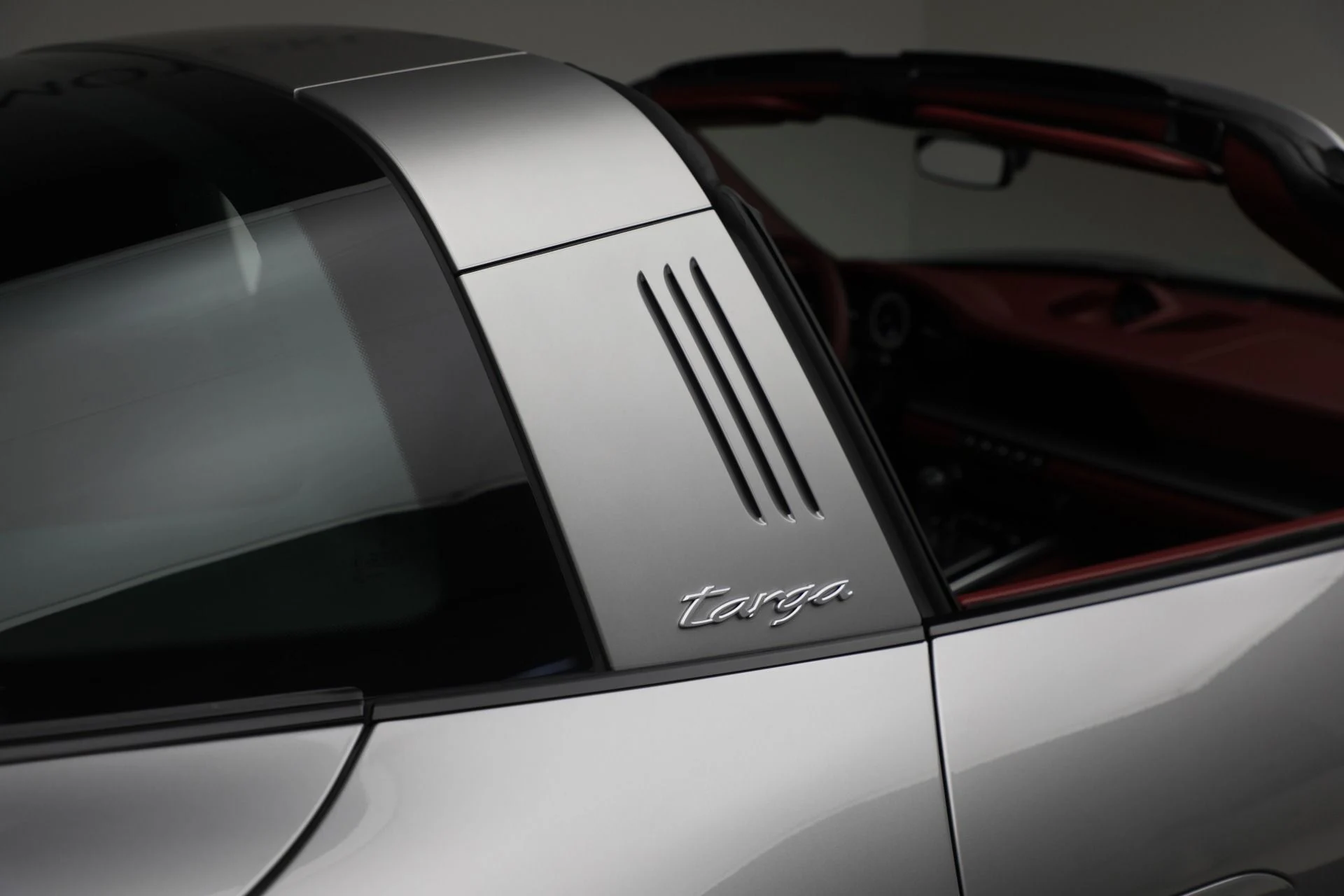 mph031_920316767_Used_2024_Porsche_911_Targa_4_S_a5120f1b0e