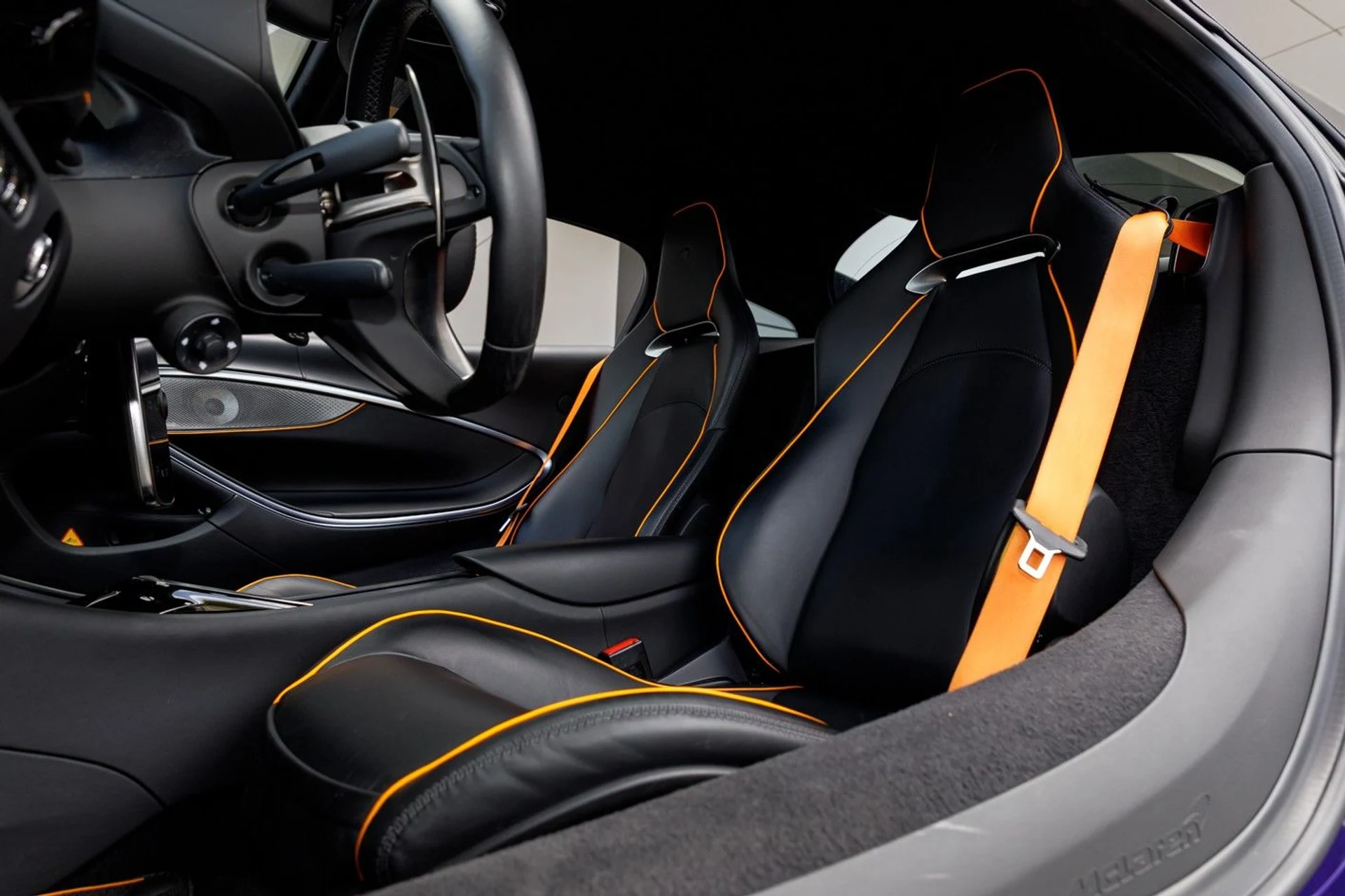 mph031_924125437_362_p32_l_62ae61b506