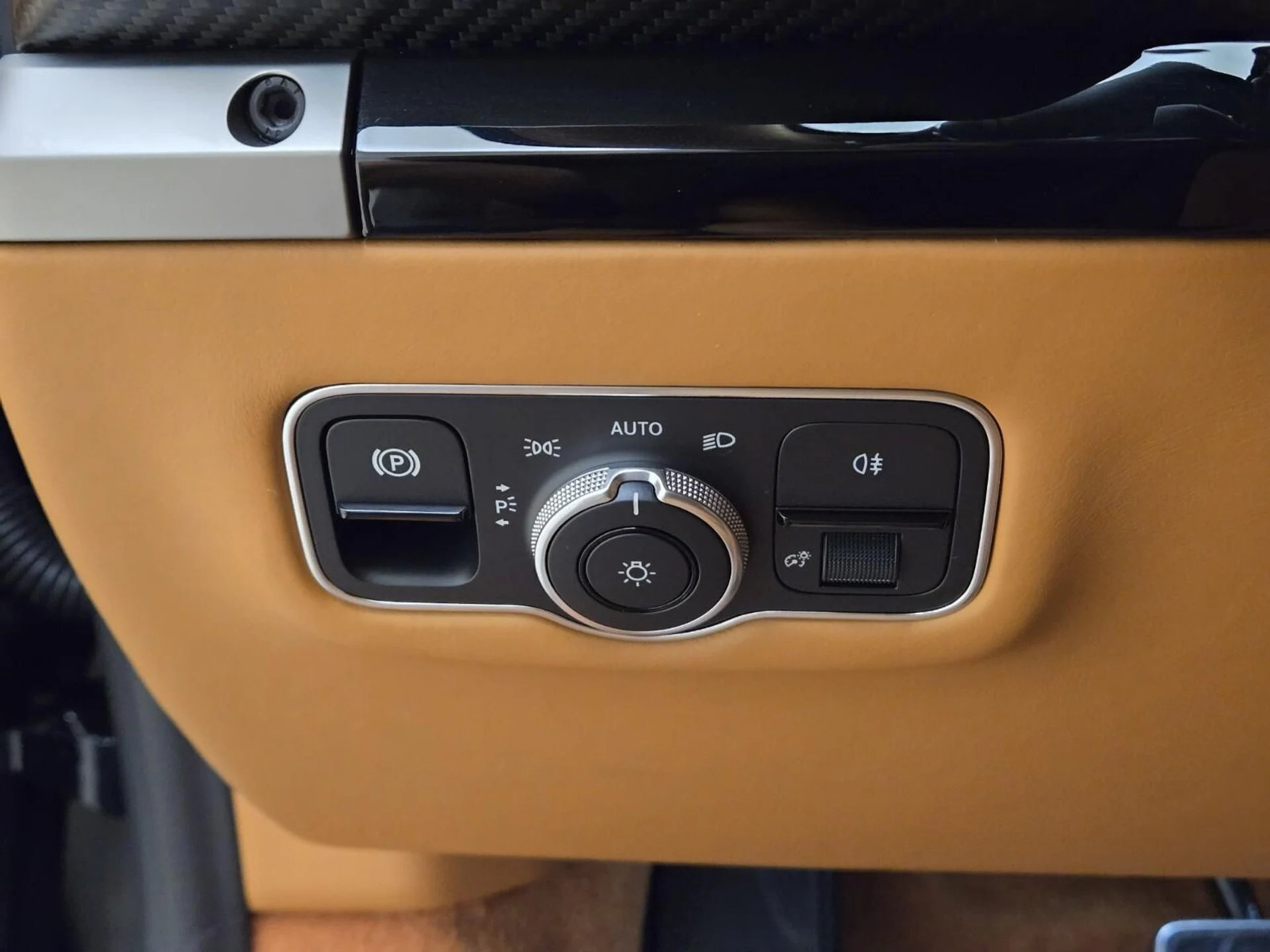 mph031_932915163_New_2026_Aston_Martin_Vantage_1761803405_9a7ffac93b