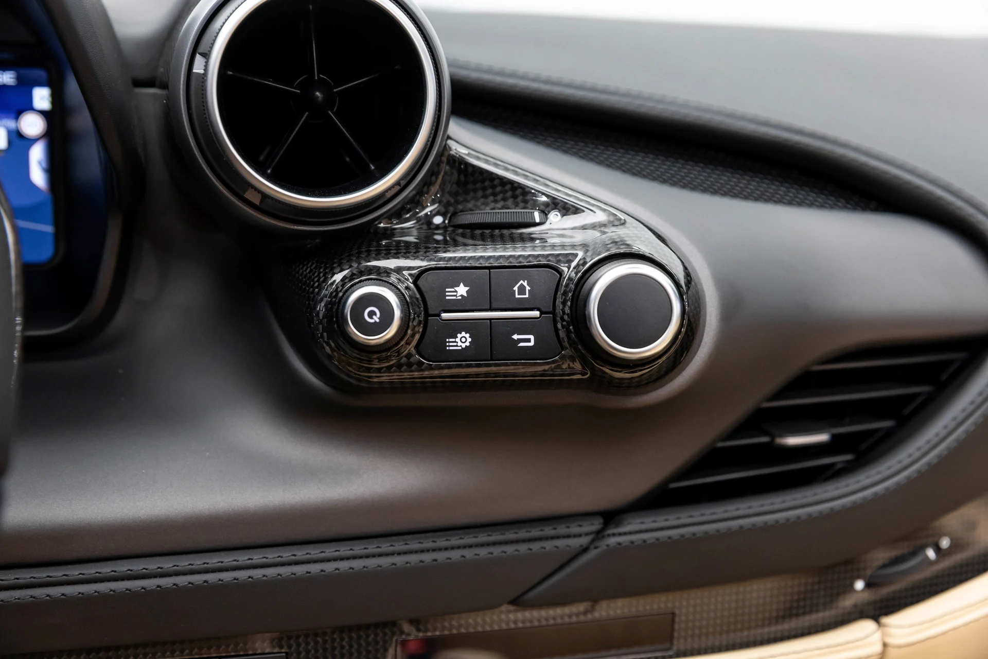 mph031_941706289_3729a81ae3934f0eac59030744681887_1f168caf23