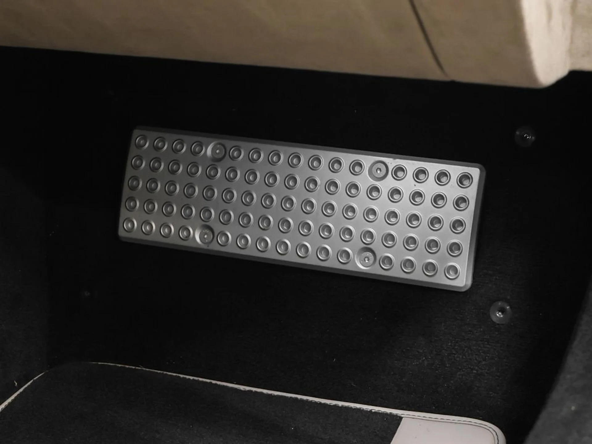 mph031_94342268_32_d29663b17d