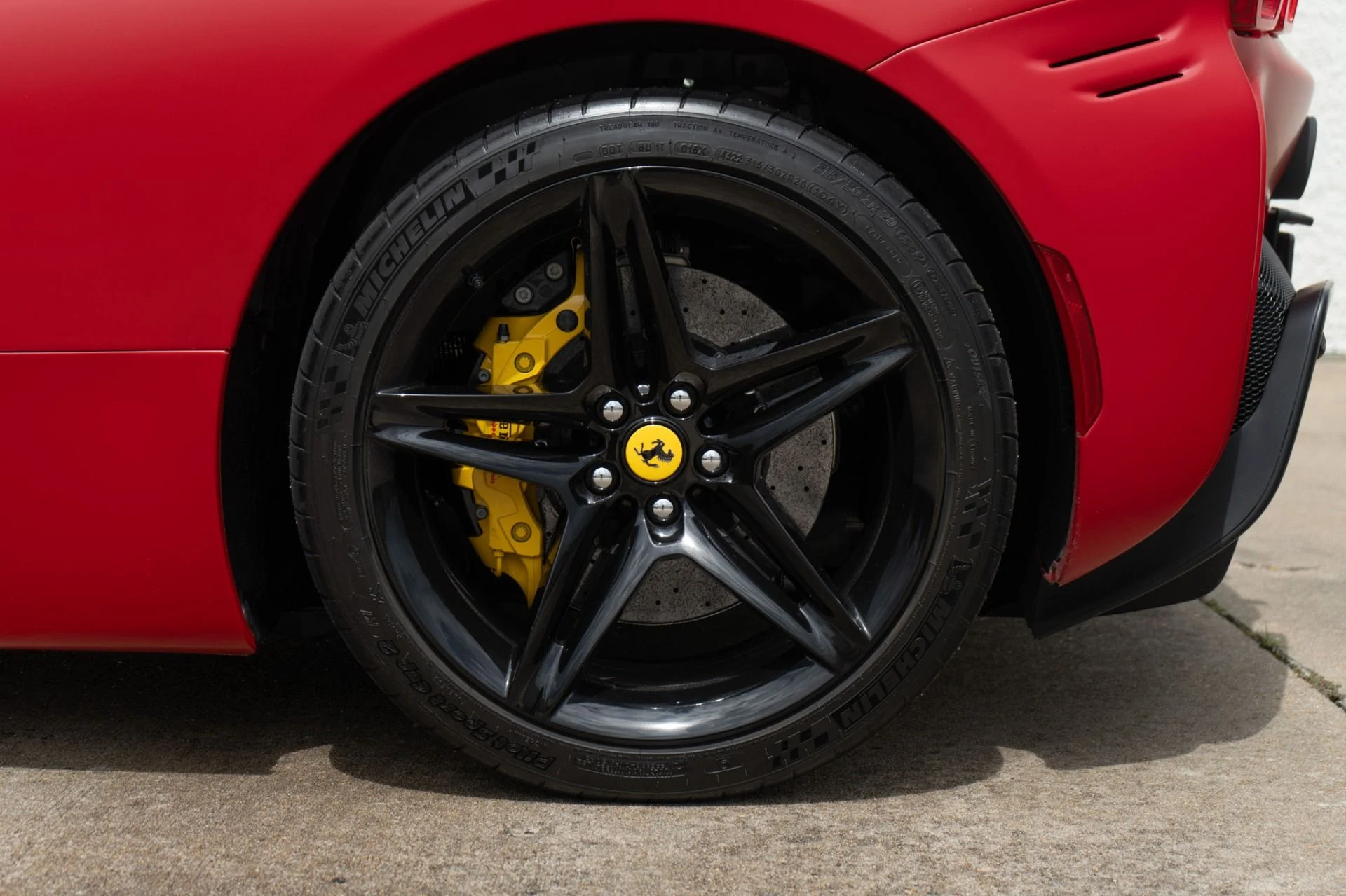 mph031_946483835_Used_2023_Ferrari_SF_90_Spider_1780939425_7313b61779