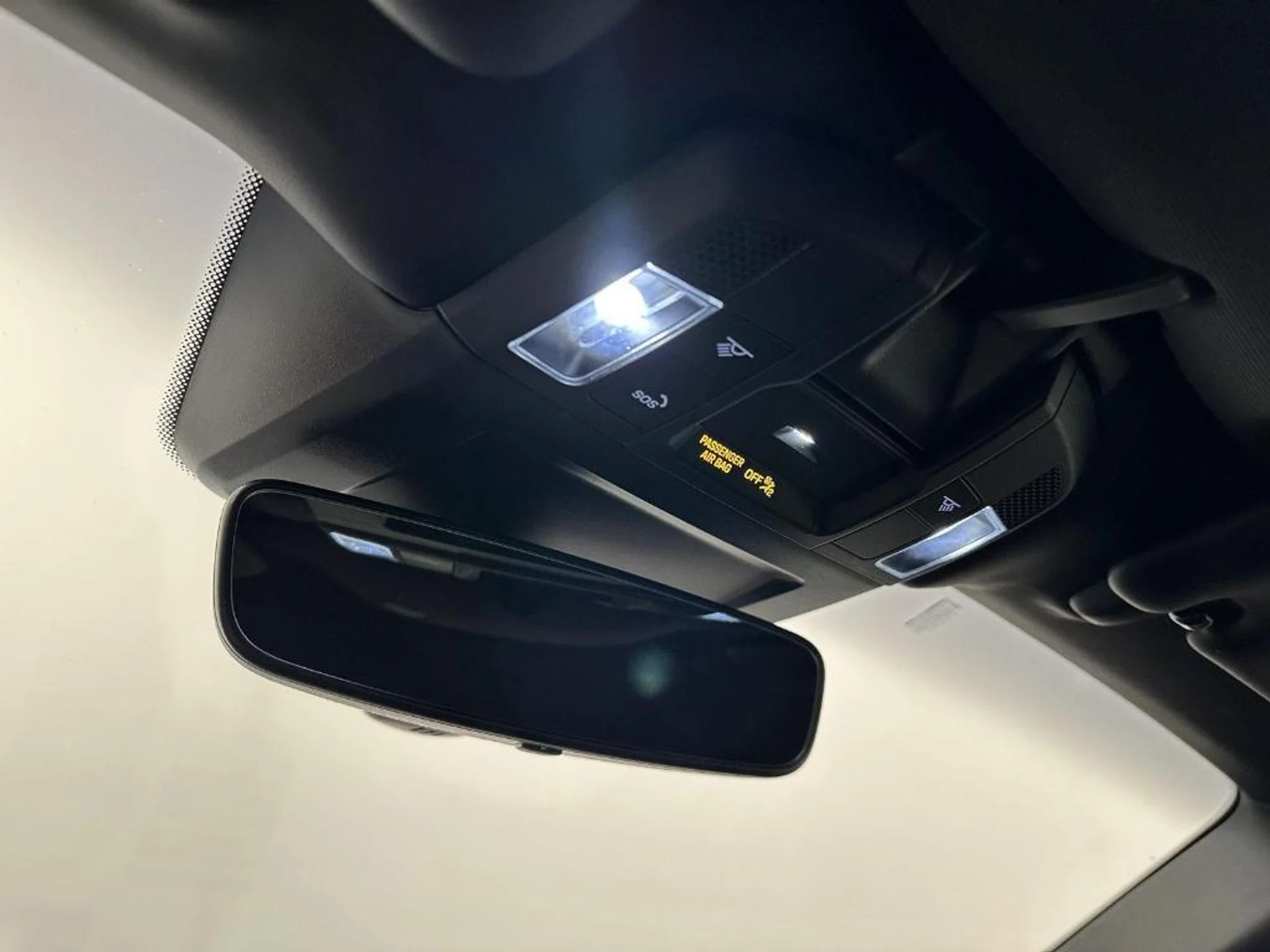 mph031_955897014_2_C_c4_RZN_87z_V_Se_Do_VZLY_Hoknj_RM_aa05069475