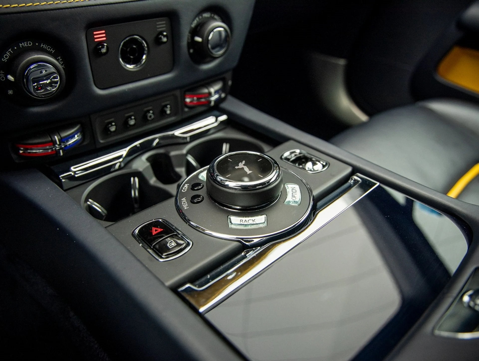 mph031_956560056_32_42f6be657e