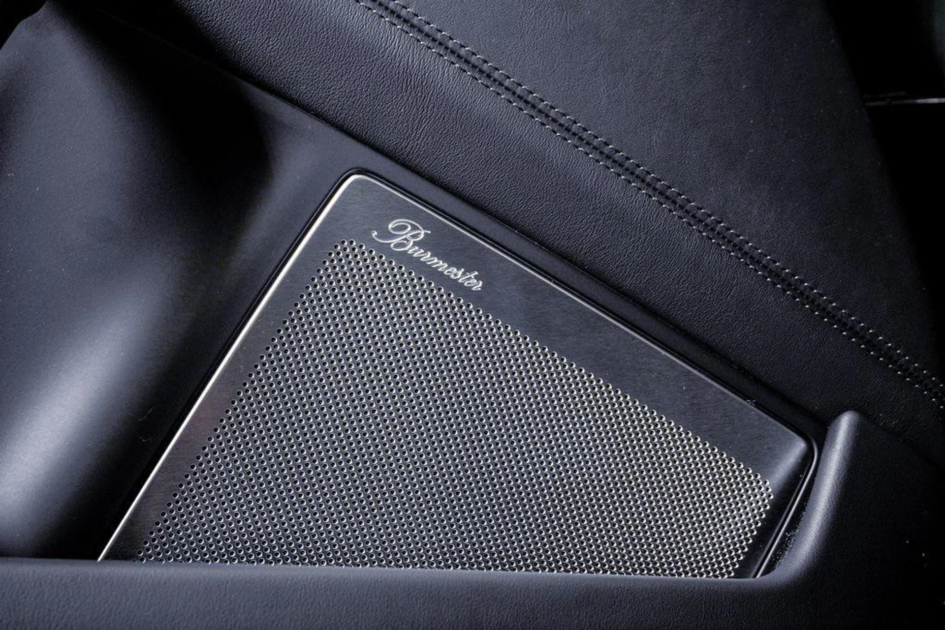 mph031_964396657_dnd4_80_Tam_O4q_W_Ci_W_Za83t_V35_U_07edac11e5