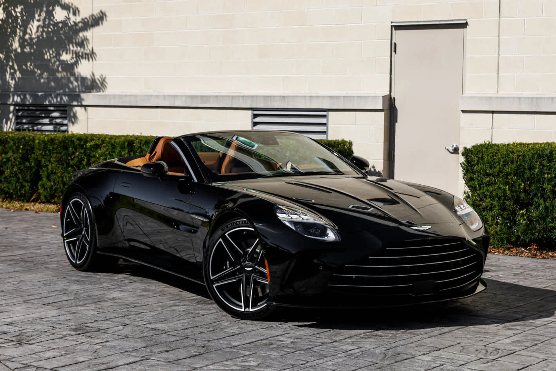 mph031_964836775_32_4fcdd0edb5