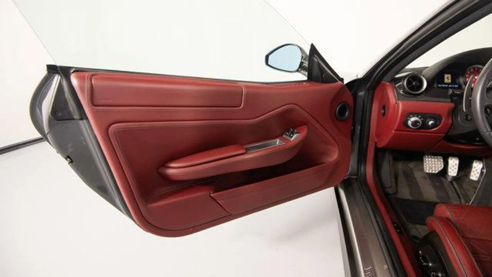 mph031_965368584_kg5e_UZYSLPY_Tn0_MF_Qa6_Ww1u_Y7_Hc_77f1f35e15