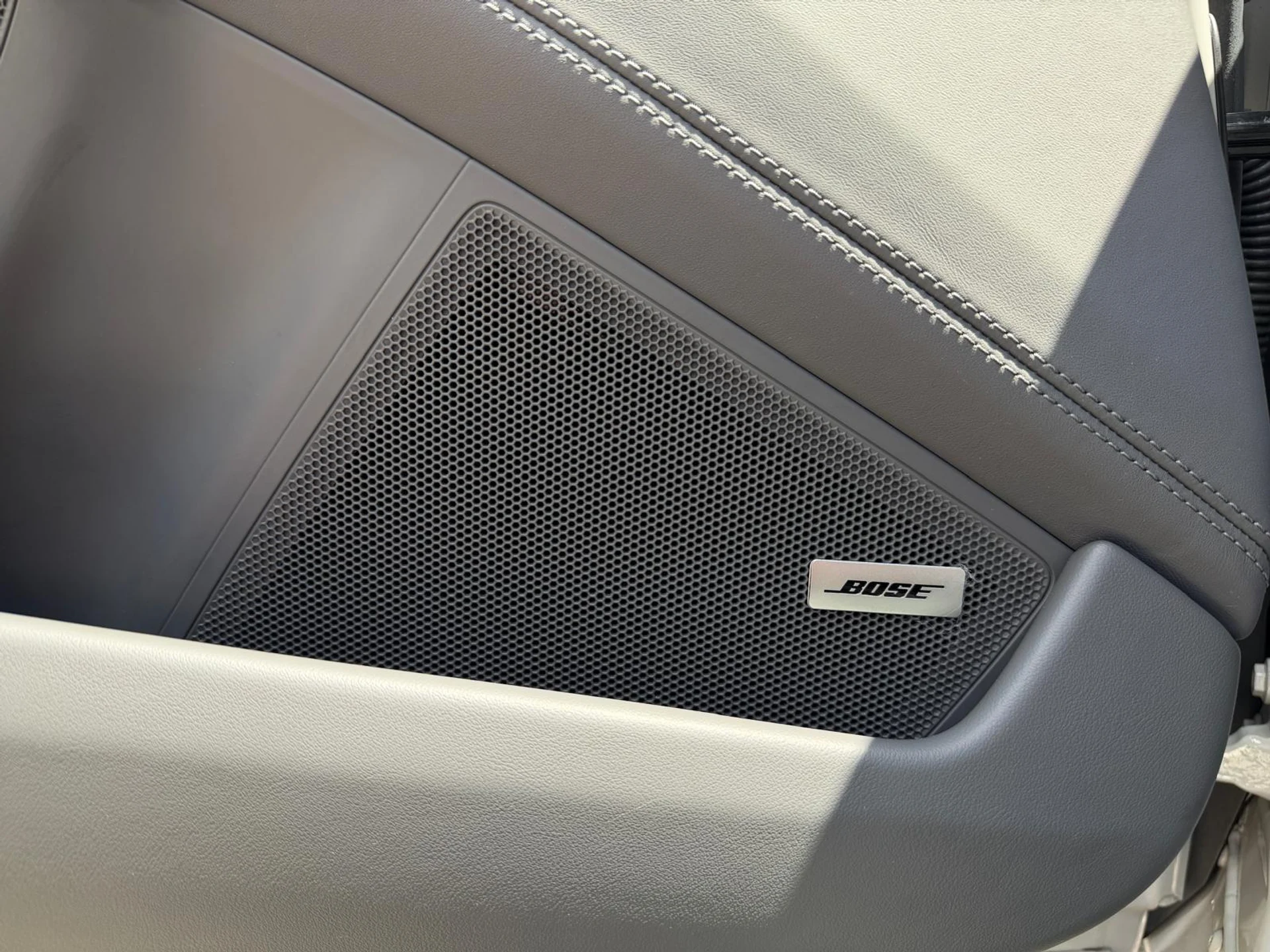 mph031_966030673_Whats_App_Image_2026_04_06_at_2_35_46_PM_27_6948c9712d