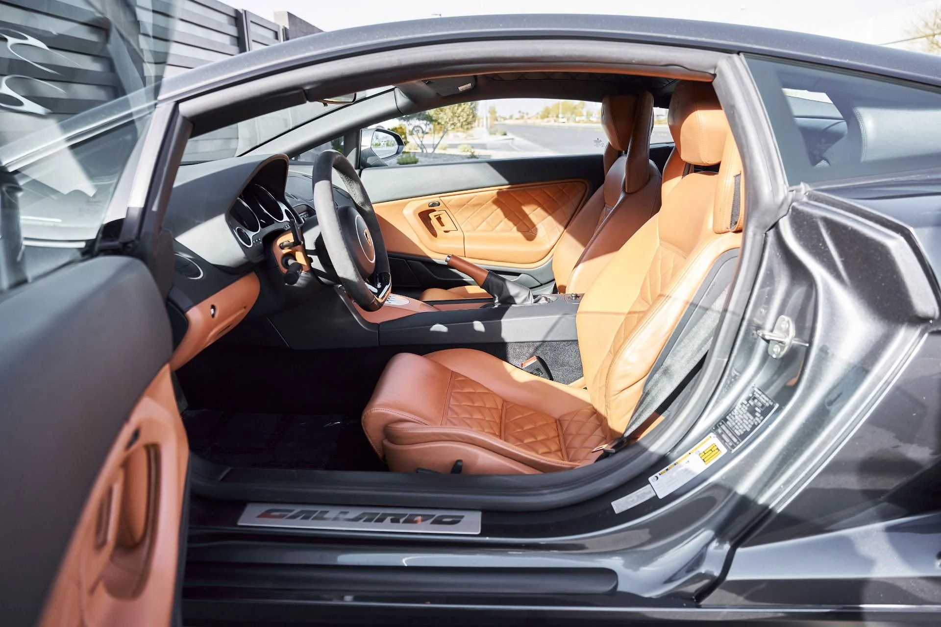 mph031_980256984_Used_2013_Lamborghini_Gallardo_LP_550_2_1769827006_526138f8d8