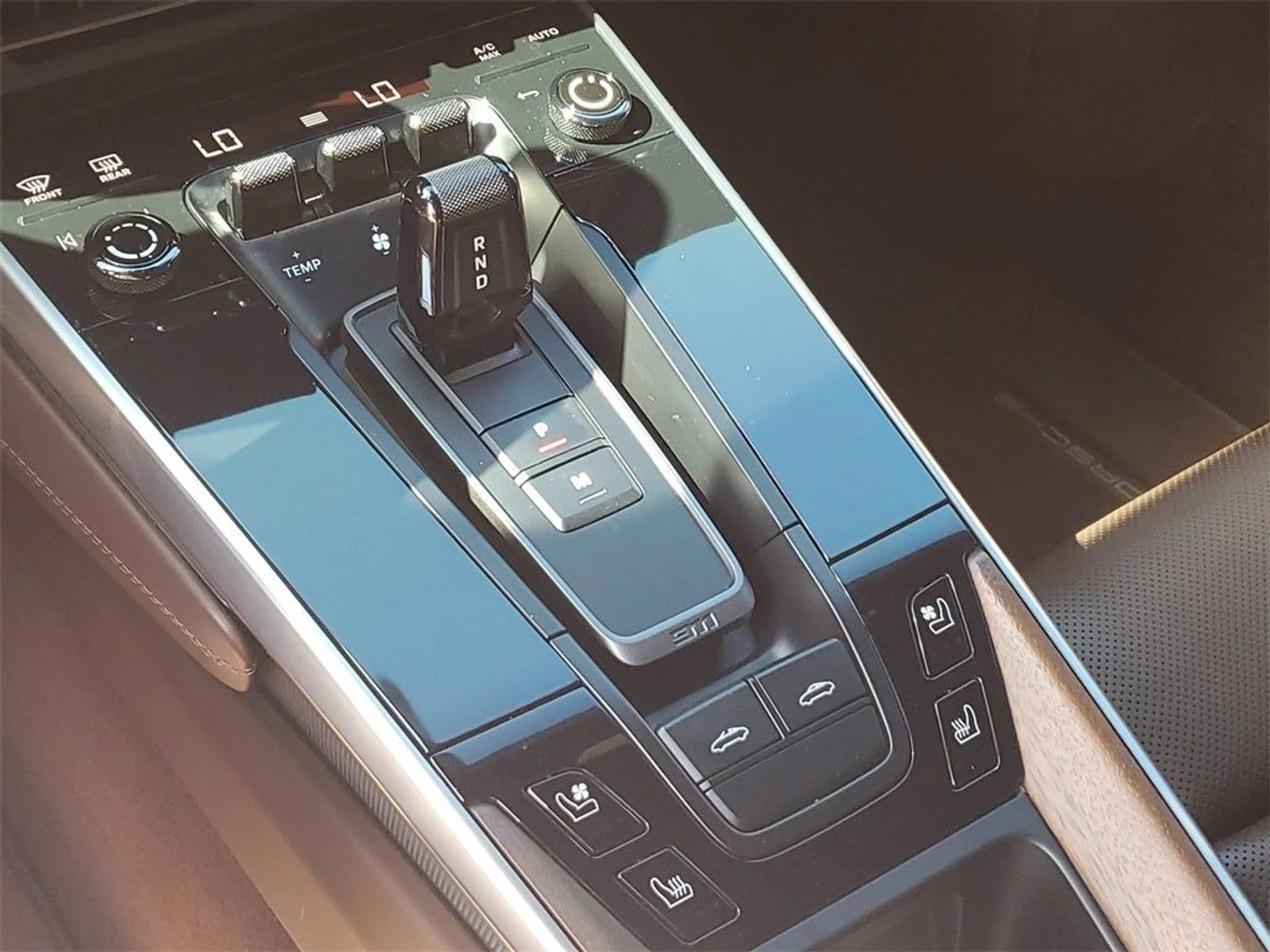 mph031_981478104_32_bd5b02a9f8