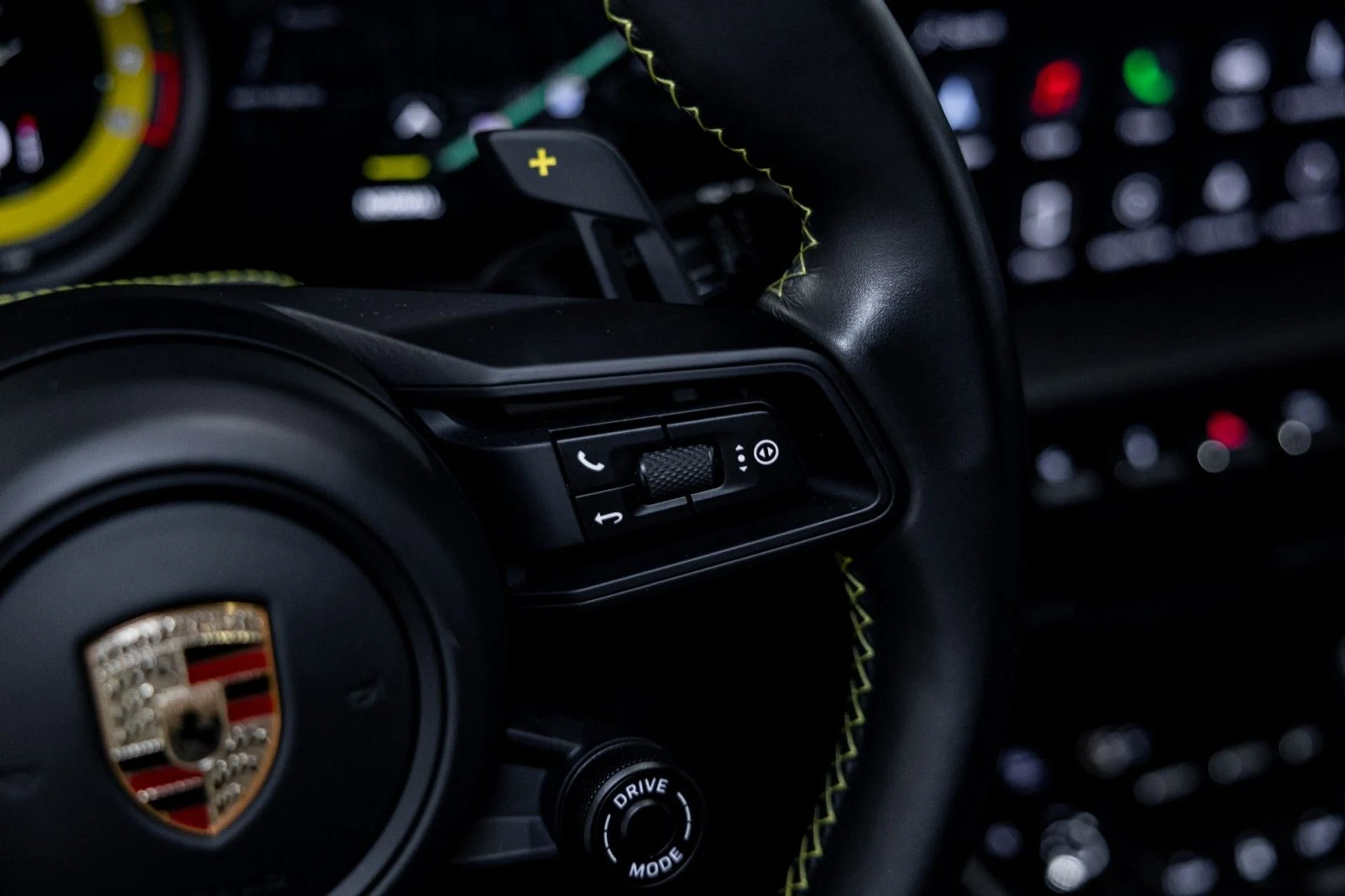 mph031_99568647_j_A_9f86b61785