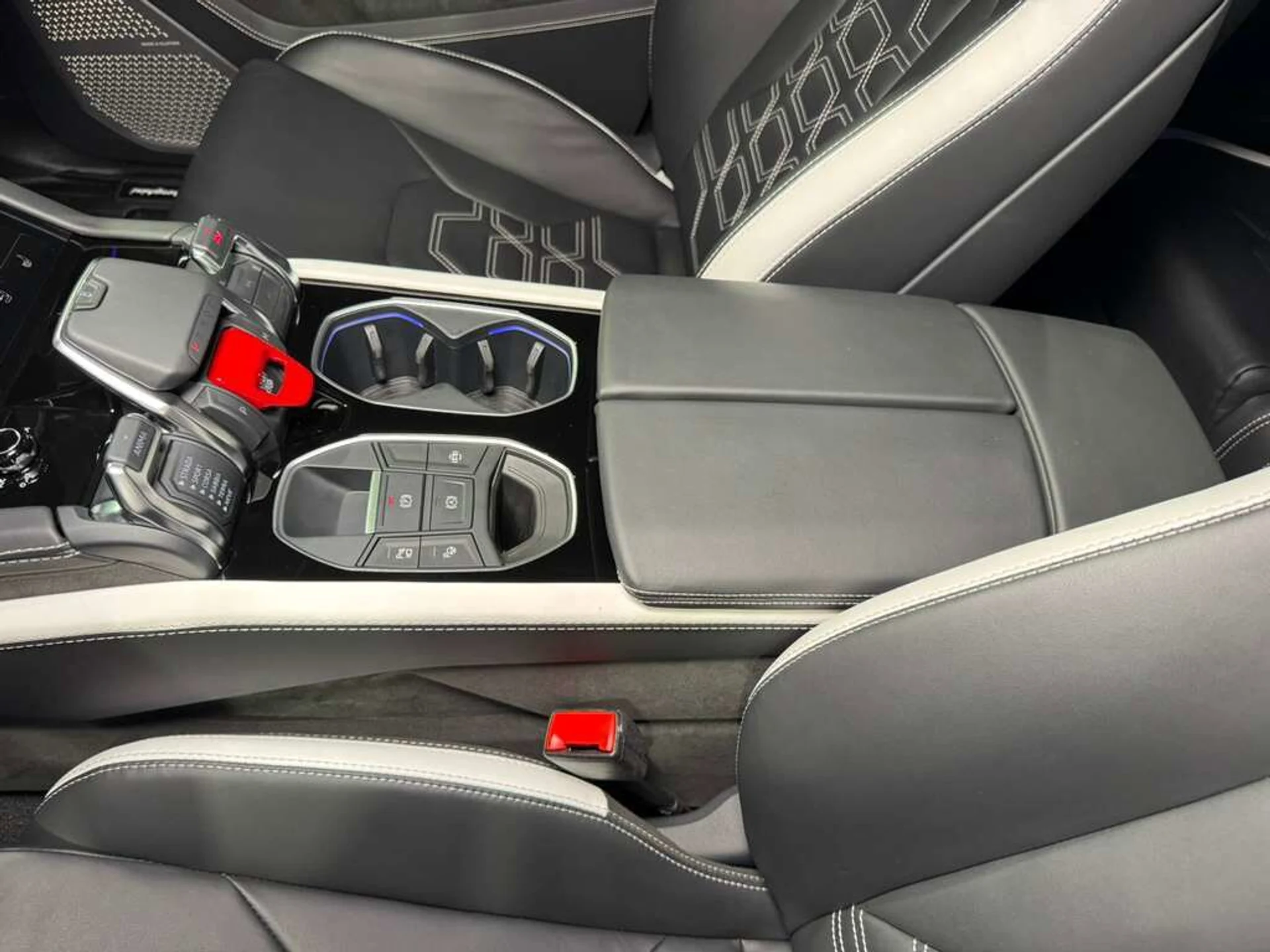 mph031_996057792_860f9af8154dfbe697c3d2ff03f14380_be67b2aa5c