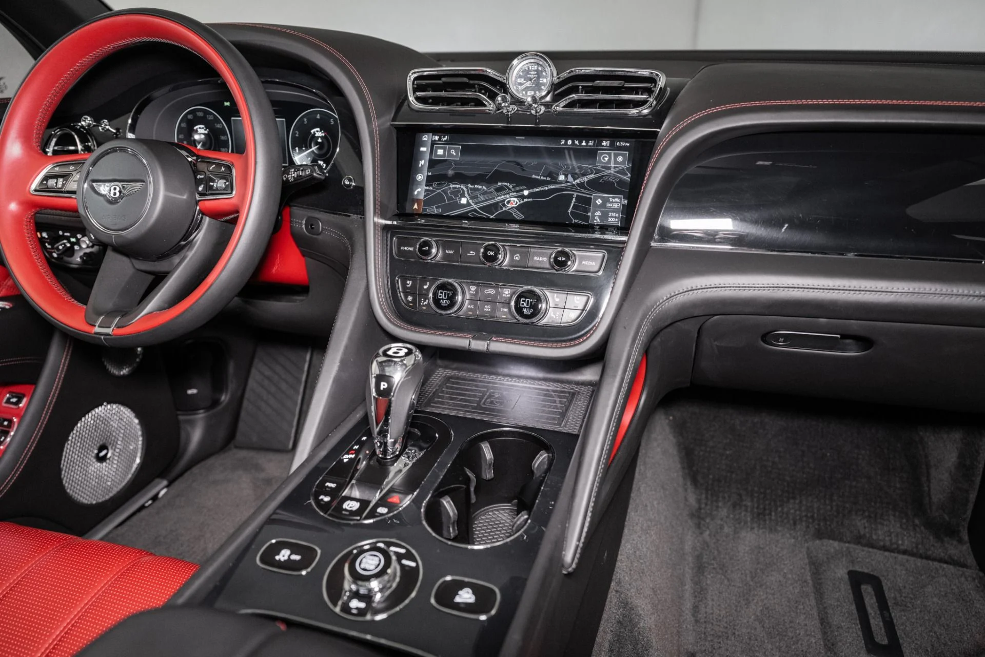 mph032_1026945095_Used_2021_Bentley_Bentayga_V8_1759421364_f4c05fa307
