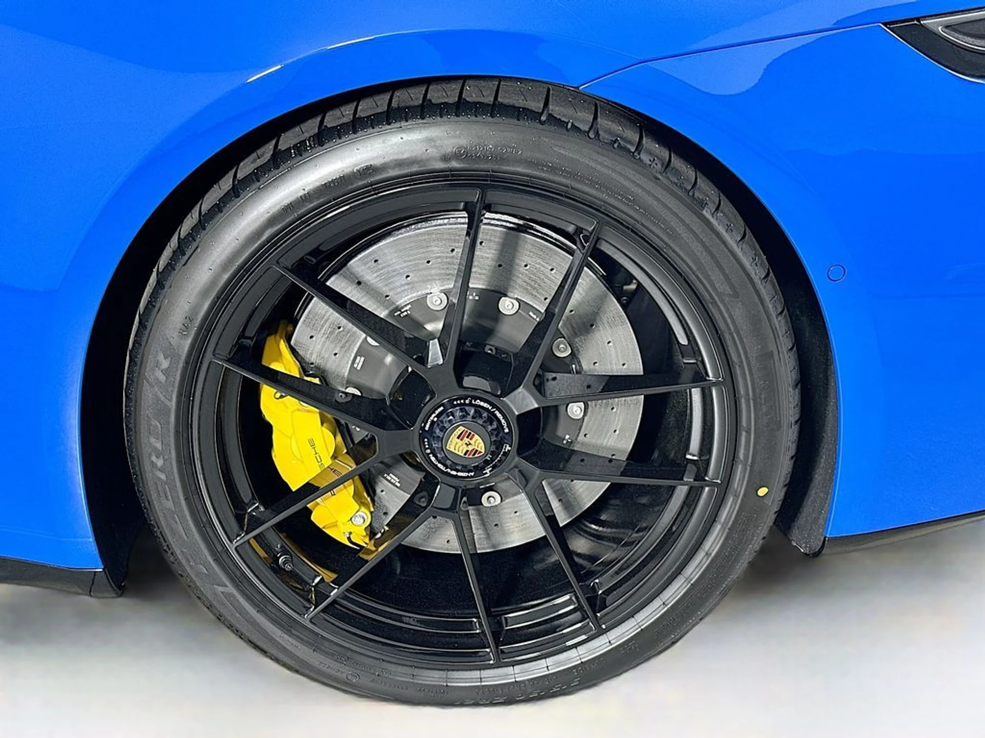 mph032_1035685086_581792f8565cfd0ad8919460153961c7x_083cca802c