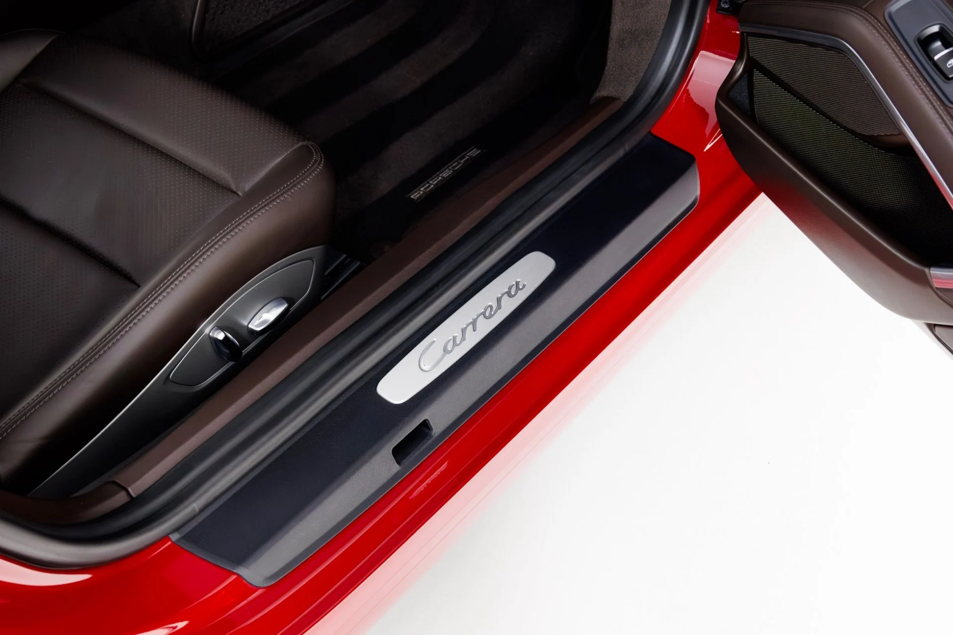 mph032_1037509029_Used_2019_Porsche_911_Carrera_1767051379_477194af98