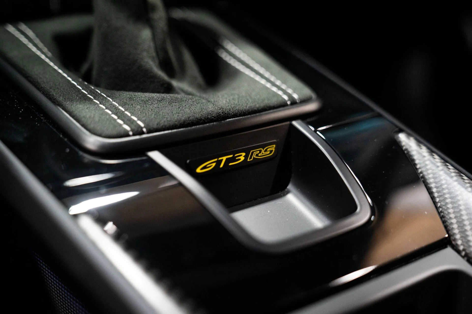 mph032_1037803190_Used_2024_Porsche_911_GT_3_RS_Arctic_Grey_Weissach_Package_1768063570_90b0cc6008