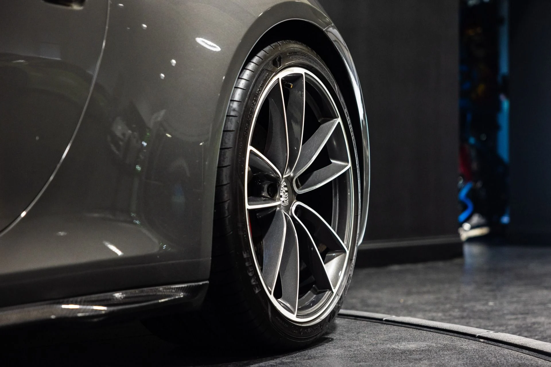 mph032_1039080427_Used_2022_Porsche_911_Targa_4_S_1770782641_78205ec7cd