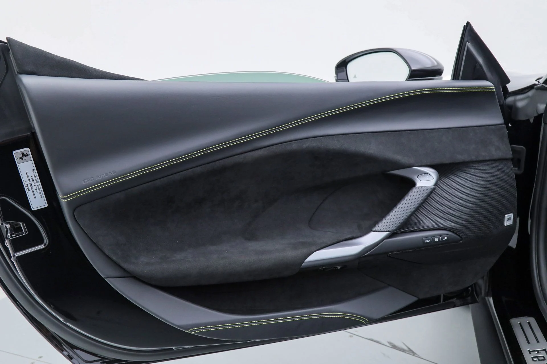 mph032_1042571988_e945ccc7bae24c80c0f0cc3be4348b84_61b4e79c22