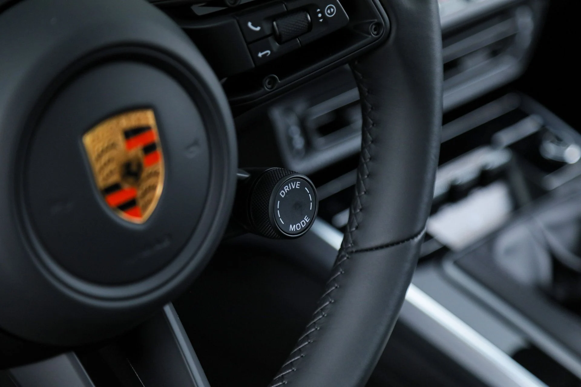 mph032_1044300574_98bf708d09b9d97627d58e73c4eaac87_fb9487eb84