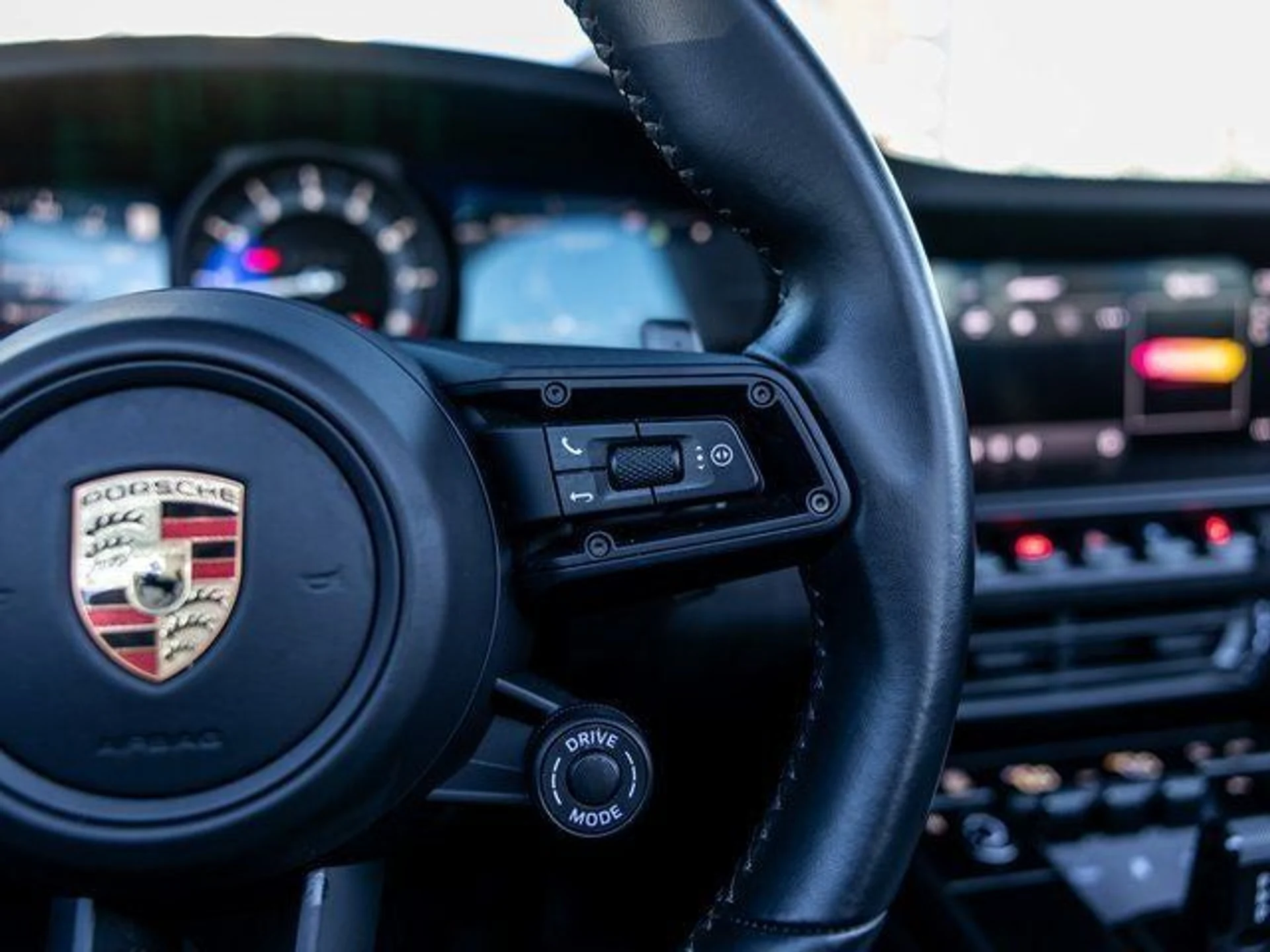 mph032_1045311775_33_7b98694844