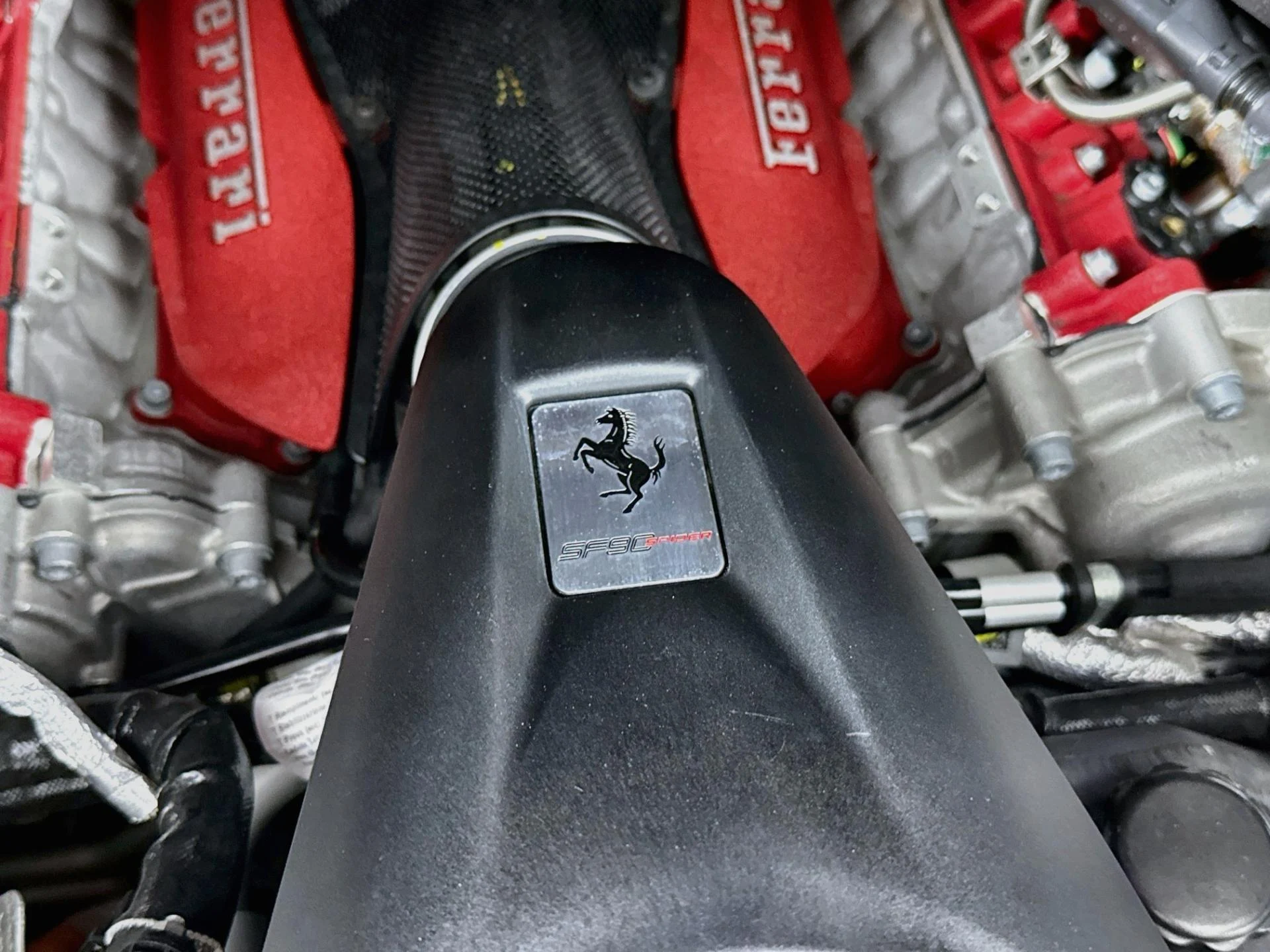 mph032_1048342711_Used_2024_Ferrari_SF_90_Spider_1787783975_784addd6b4