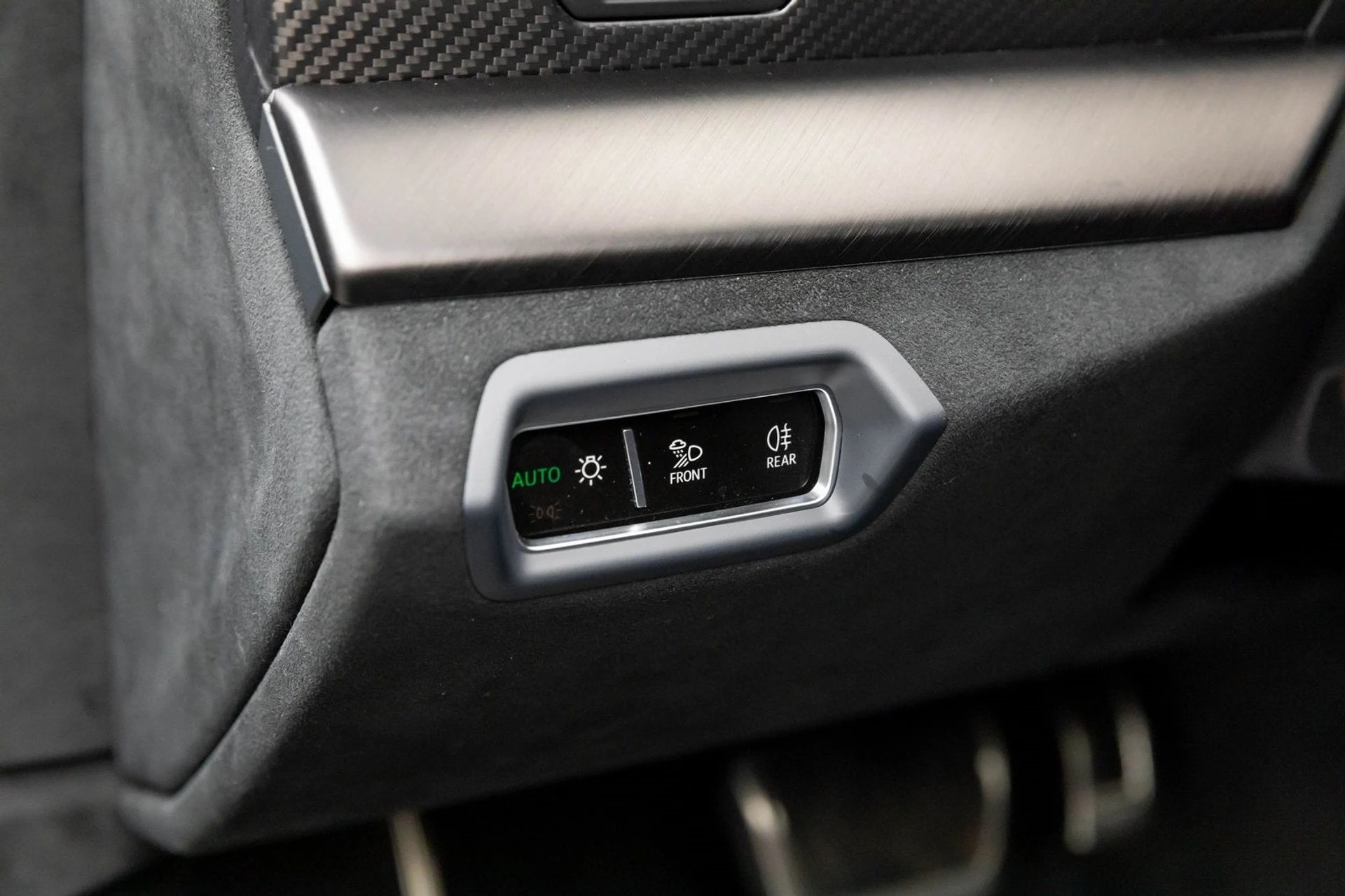 mph032_105249150_33_2c50dc2a42