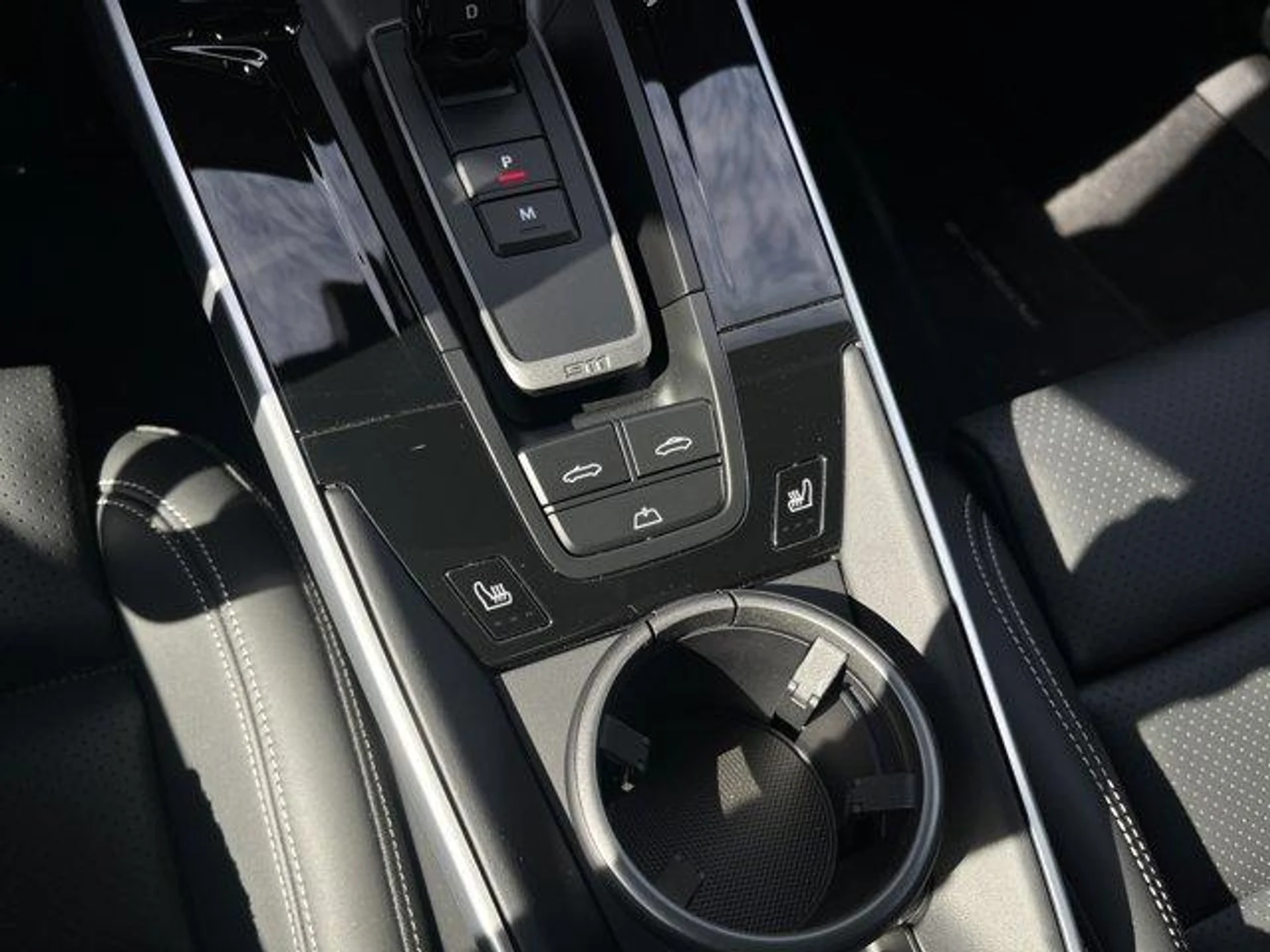 mph032_1053880876_Ai_Uaw1g_W36f_W_Sm_F1_E_Bsjny_ILUY_38e23b8d3d