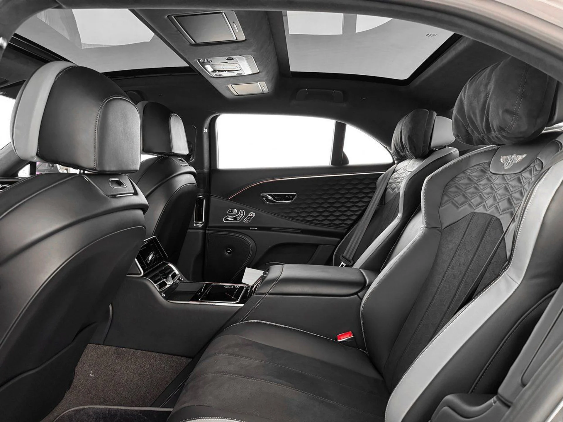 mph032_1056342690_ac12744d3c7476114eddca11bd5862fcx_f04384d7e3