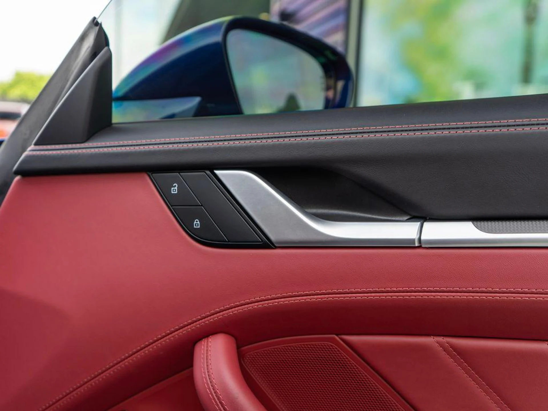 mph032_1073845501_25t1p_WY_Wng_Sl_E7_ZI_53v0h_D0_Gf_U_654015495c