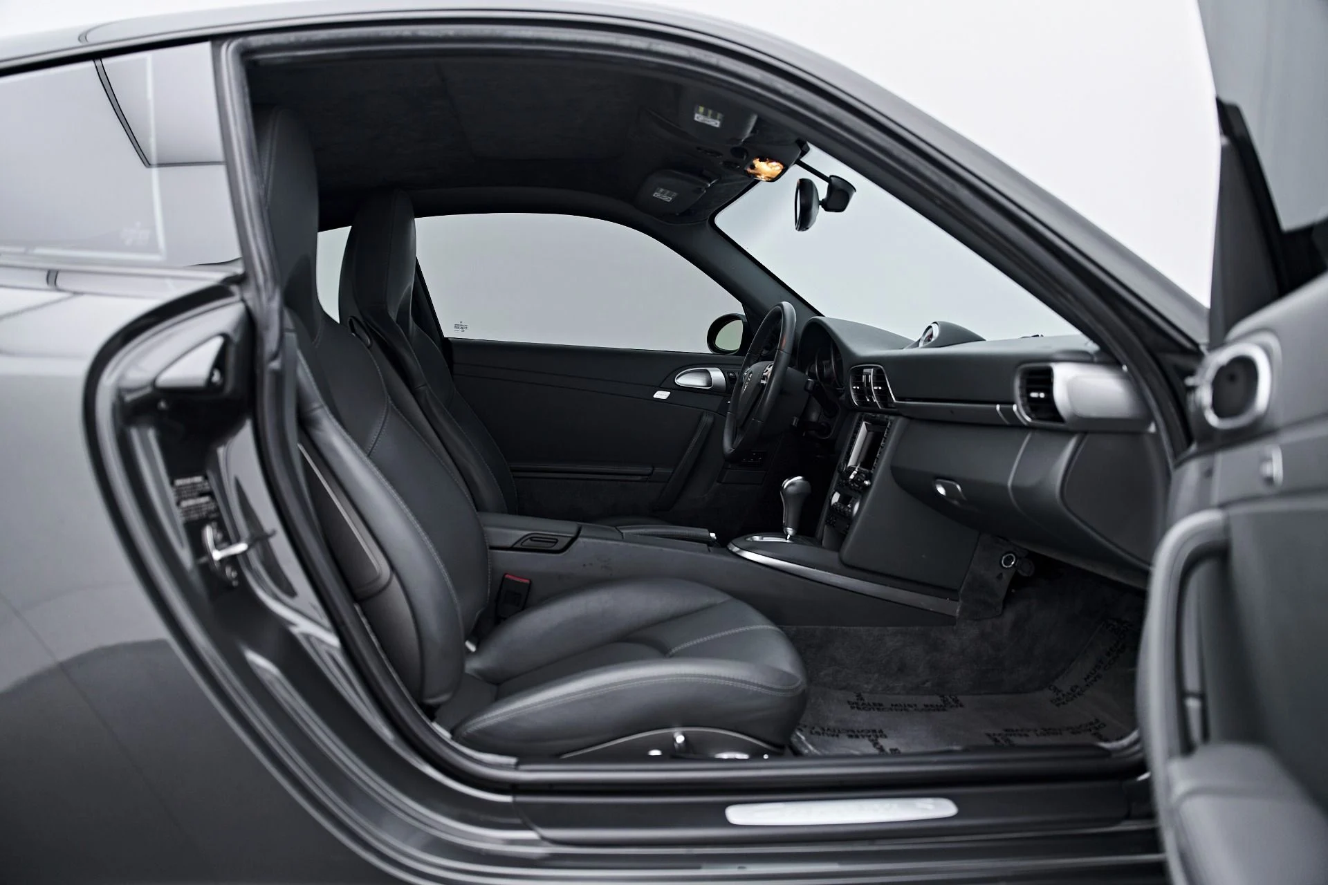 mph032_1080861769_Used_2005_Porsche_911_Carrera_S_1791837317_97430c3743
