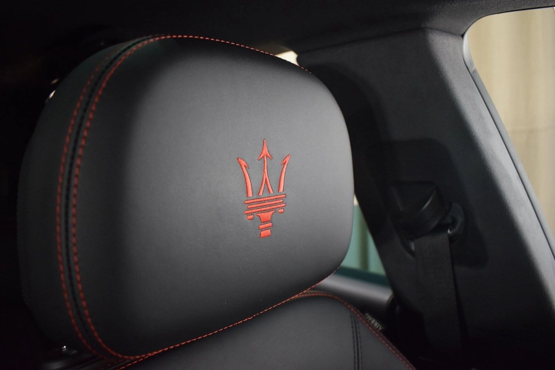 mph032_108214450_f23fcbdce12d1740d4a976fd1e052687x_c0a625030b