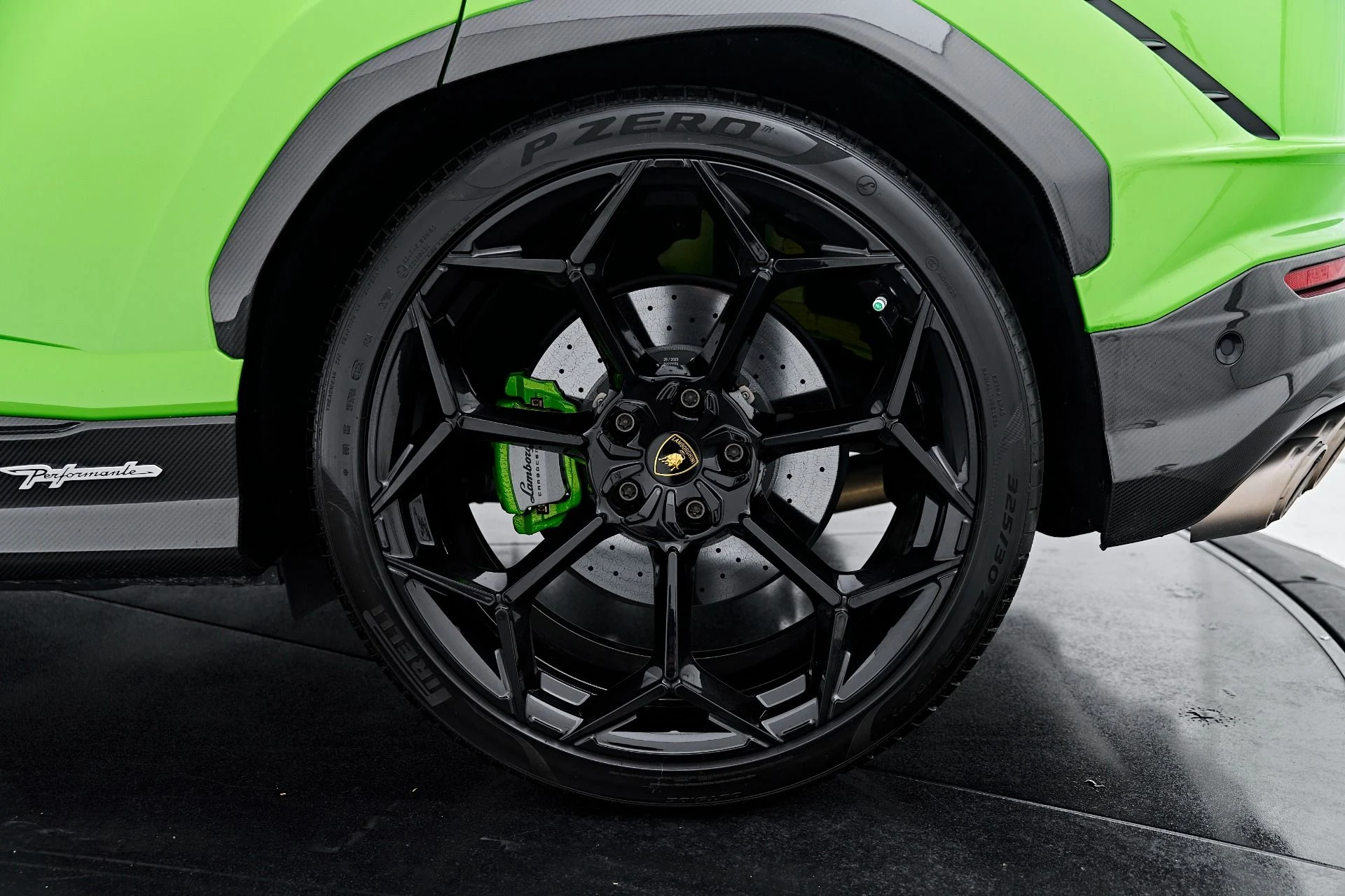 mph032_1085618872_Used_2023_Lamborghini_Urus_Performante_1790376304_bf260b8816