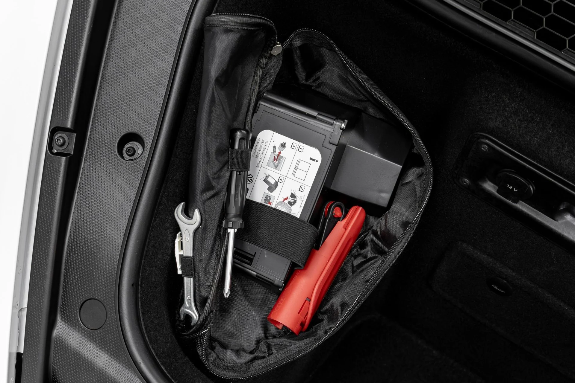 mph032_1087081134_Used_2019_Lamborghini_Huracan_LP_580_2_S_1770412340_751159ec69