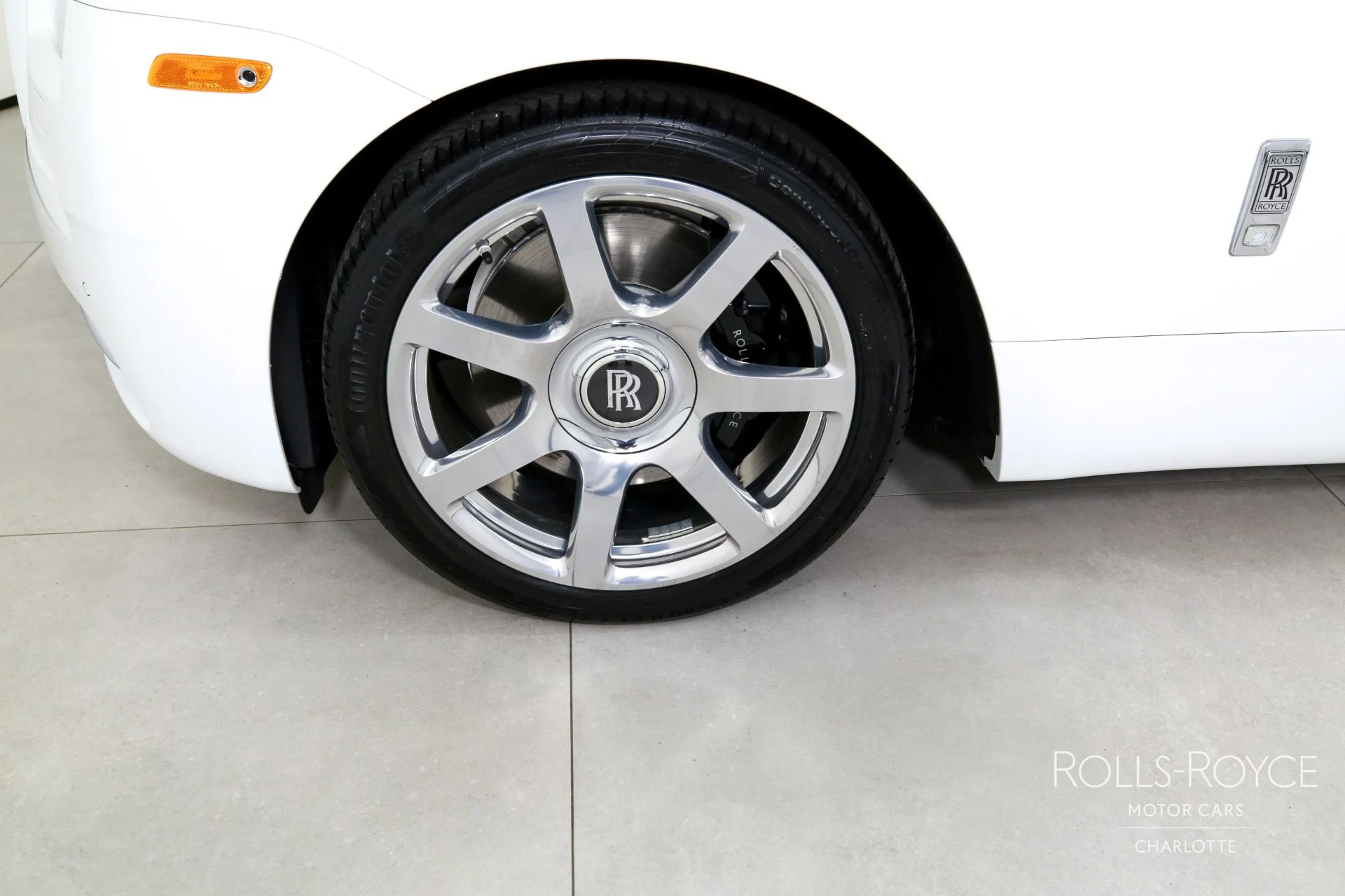 mph032_1094683532_Used_2014_Rolls_Royce_Wraith_1778858283_38cbb3c533