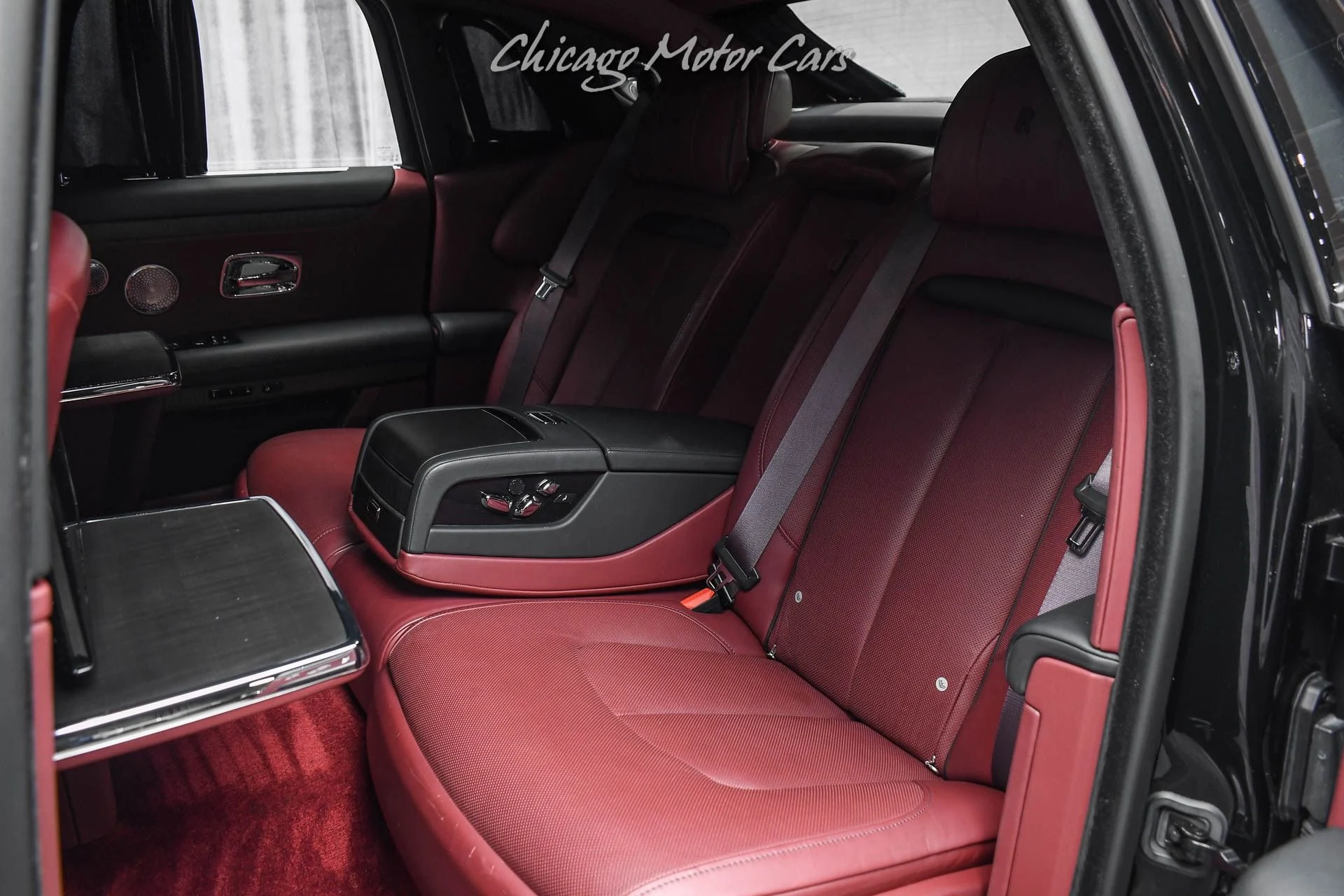 mph032_1097406383_13149_p33_l_f3d13fb2fa