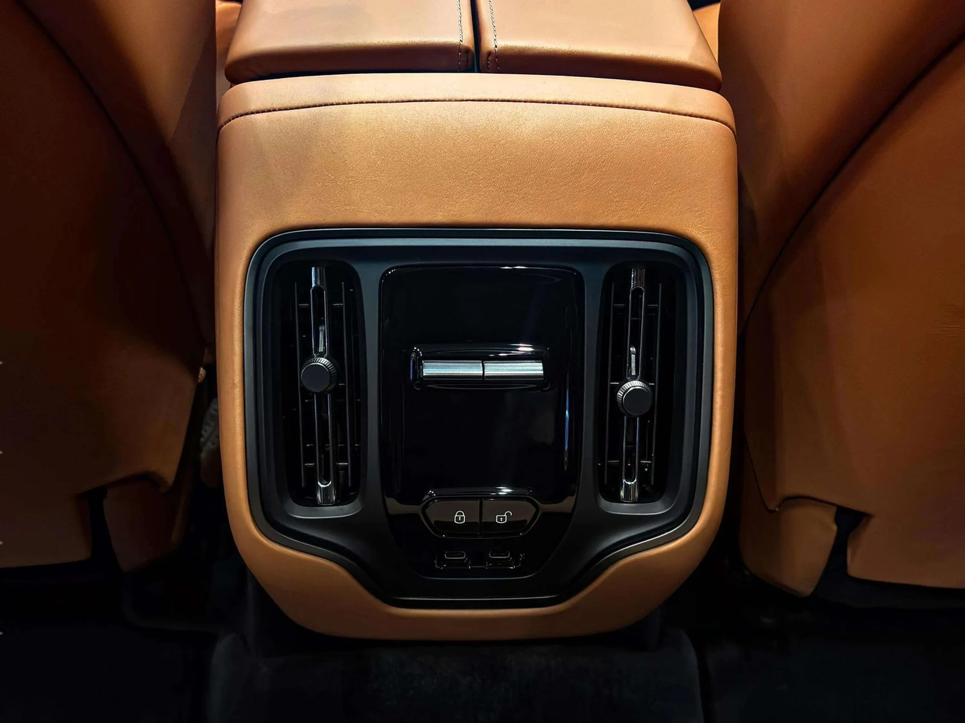 mph032_1099040113_ec9e08fd_715f_48d9_a79a_6ae3546c508f_b3037ea4f6