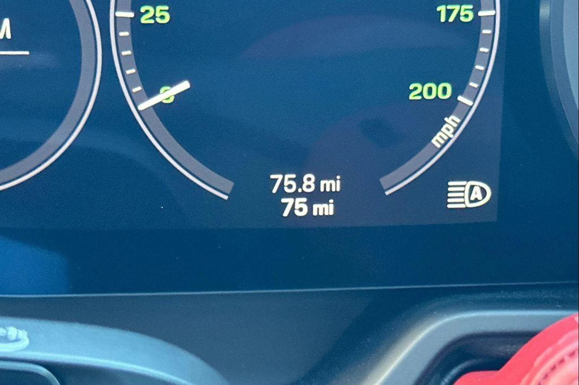 mph032_110044641_RGWZ_9c_5_Zo_WZXV_5_Dxi4t_Wgfux_R8_3389156721