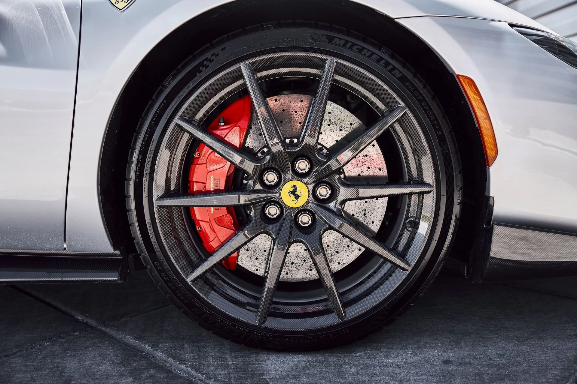 mph032_1118707284_Used_2022_Ferrari_296_GTB_Base_1776124637_d4f92c6144