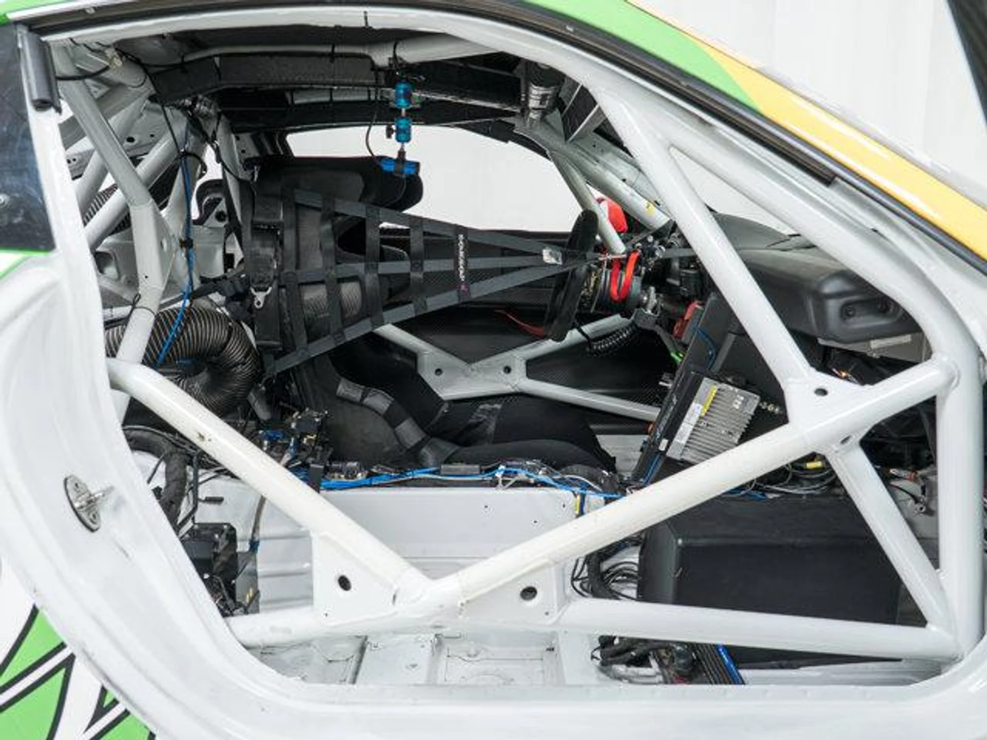 mph032_112839452_d_T_Th_P1_VA_9kqw0_C_Wmh_W_k2_Qgci_TY_6d497e5391