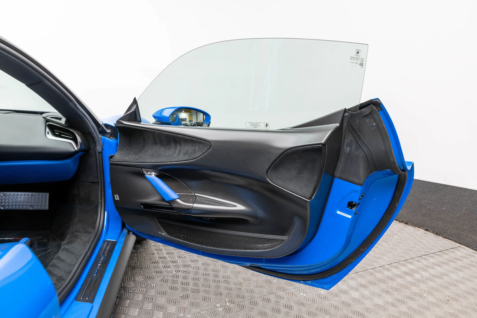 mph032_1136110481_17ca6f1ae988403babf593e0e0bbcc17_017ce37ee5