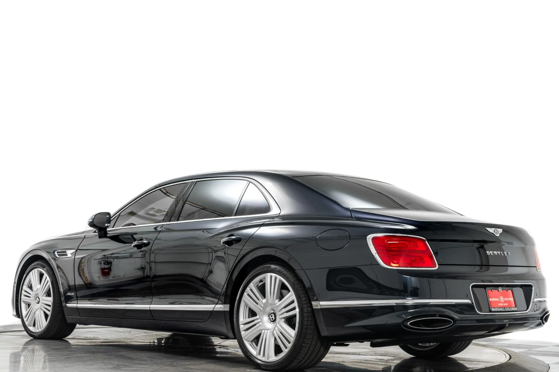 mph032_1138294966_Used_2026_Bentley_Flying_Spur_Azure_Bang_and_Olufsen_Audio_Mulliner_Driving_Specification_1778702450_71598be74a
