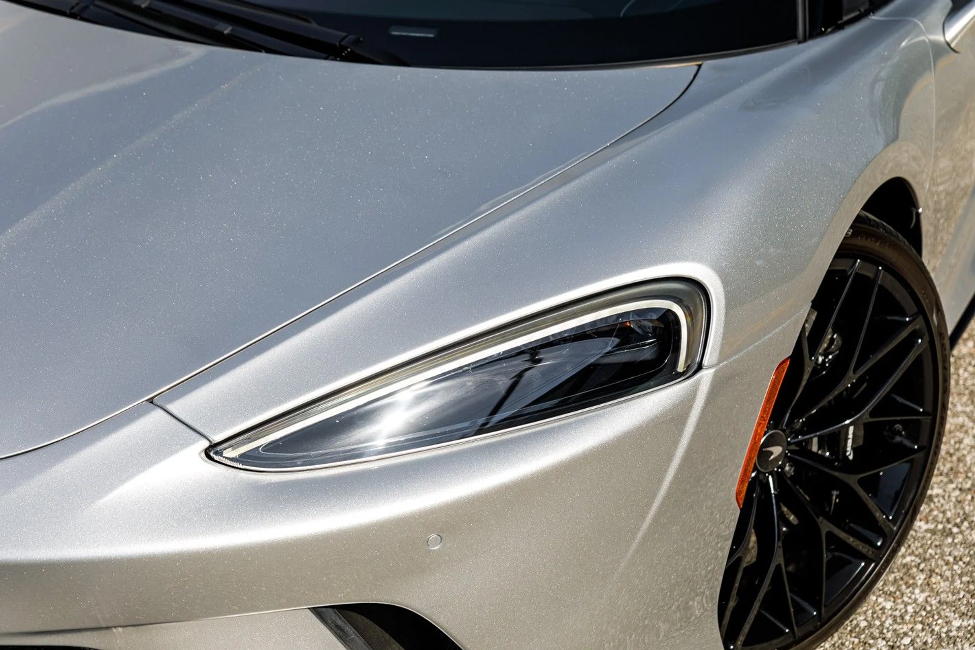 mph032_114169214_137_p33_l_68c676ec67