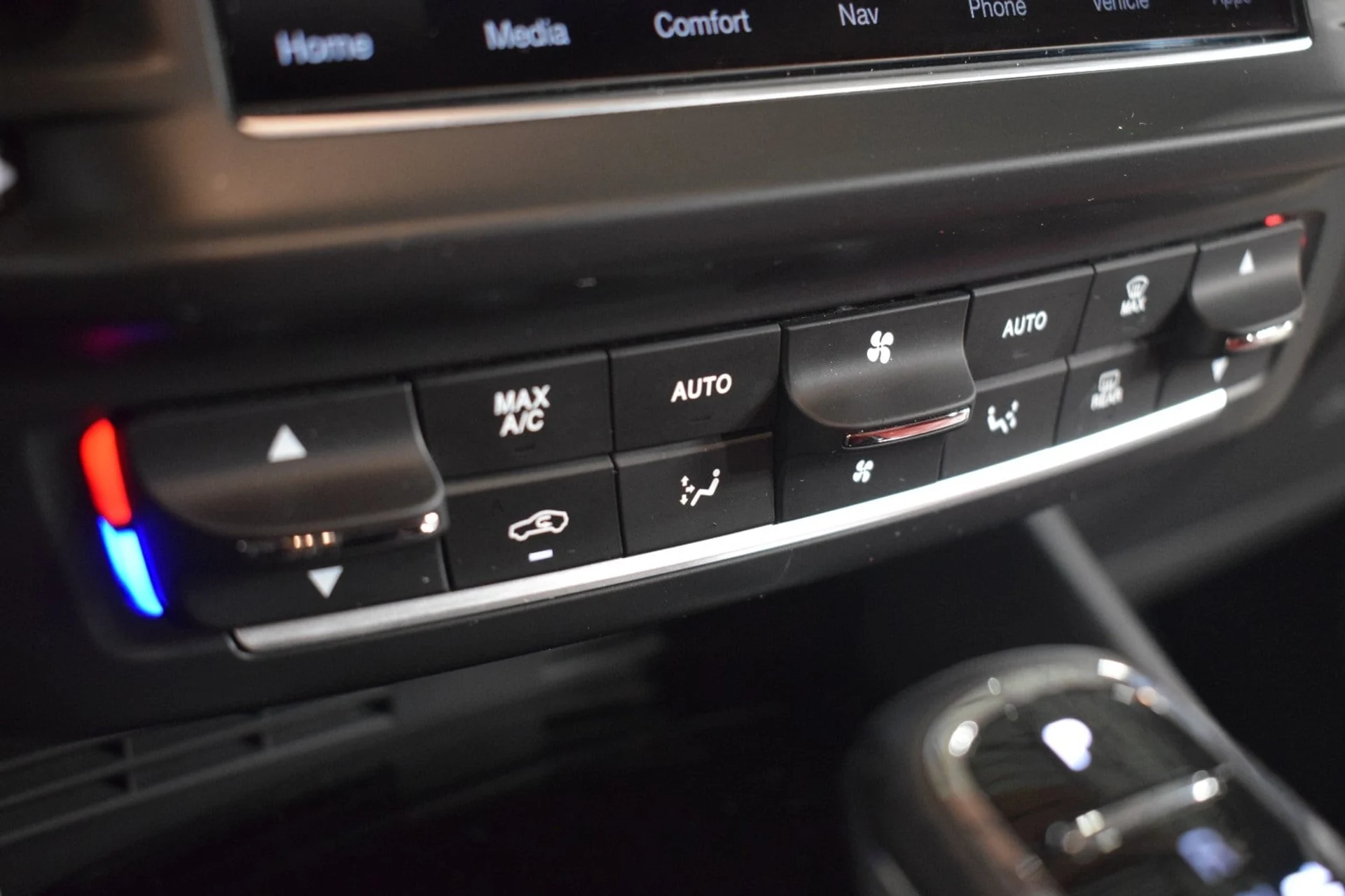 mph032_1150733132_6450742a4a7cdc7311f5c3824c60aa92x_ee60838672