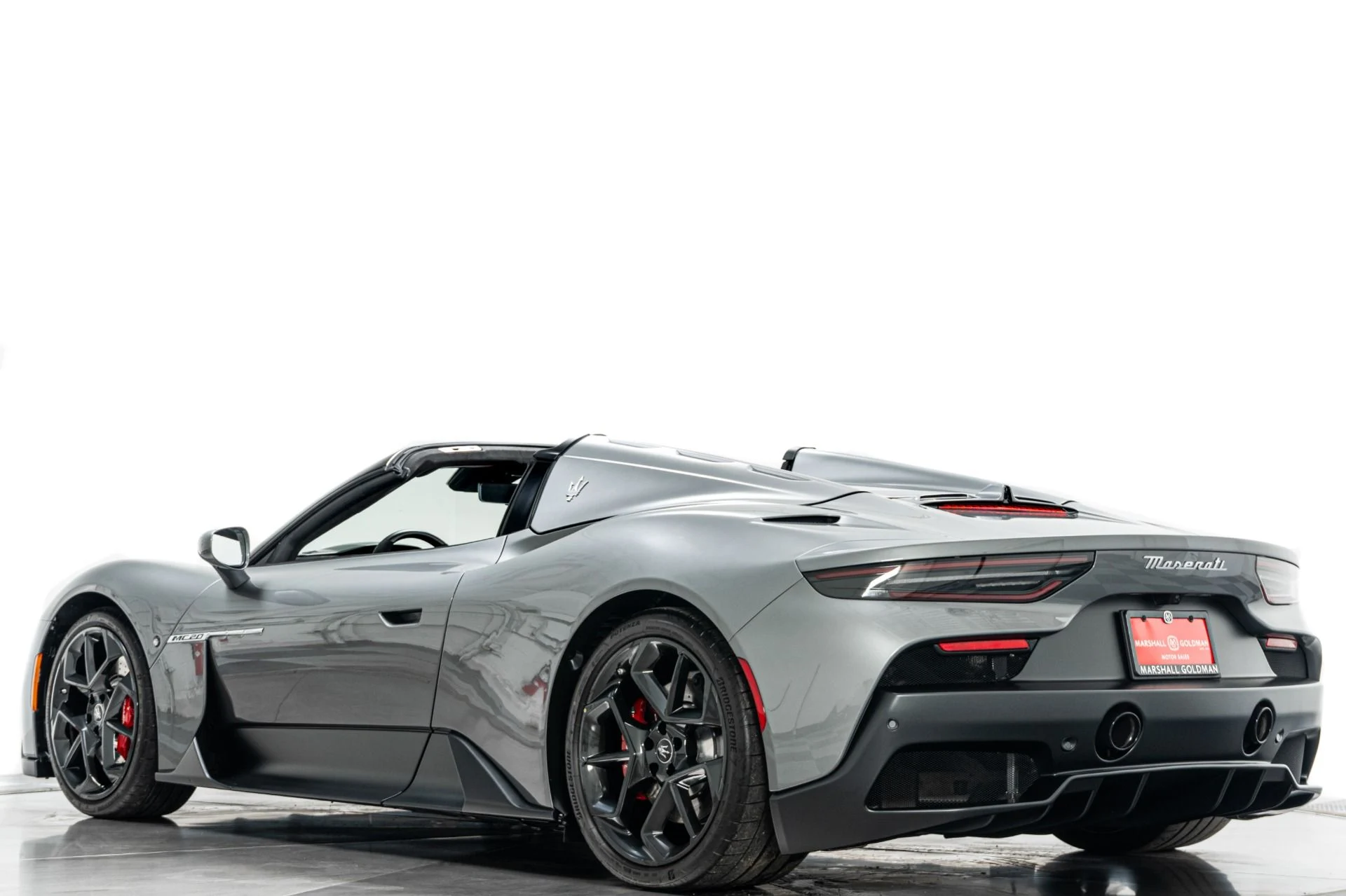 mph032_1152596074_Used_2023_Maserati_MC_20_Cielo_351_Miles_Lightweight_Racing_Seats_Interior_Carbon_Fiber_Package_1774034660_2bae070754